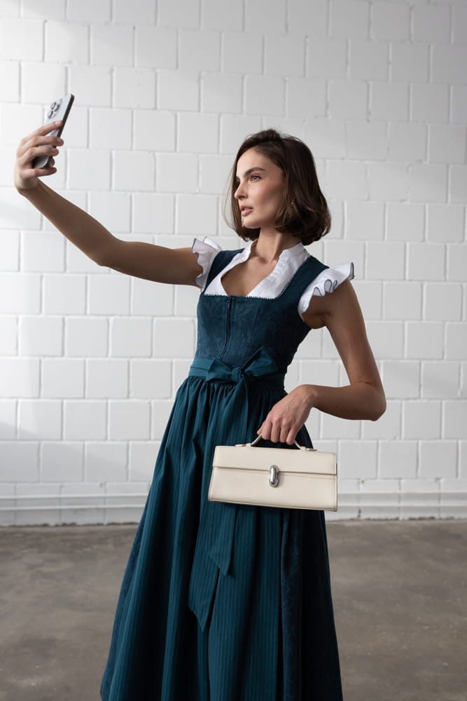 Madame Marie Dirndl Dirndl Thalora 80cm Länge blautanne