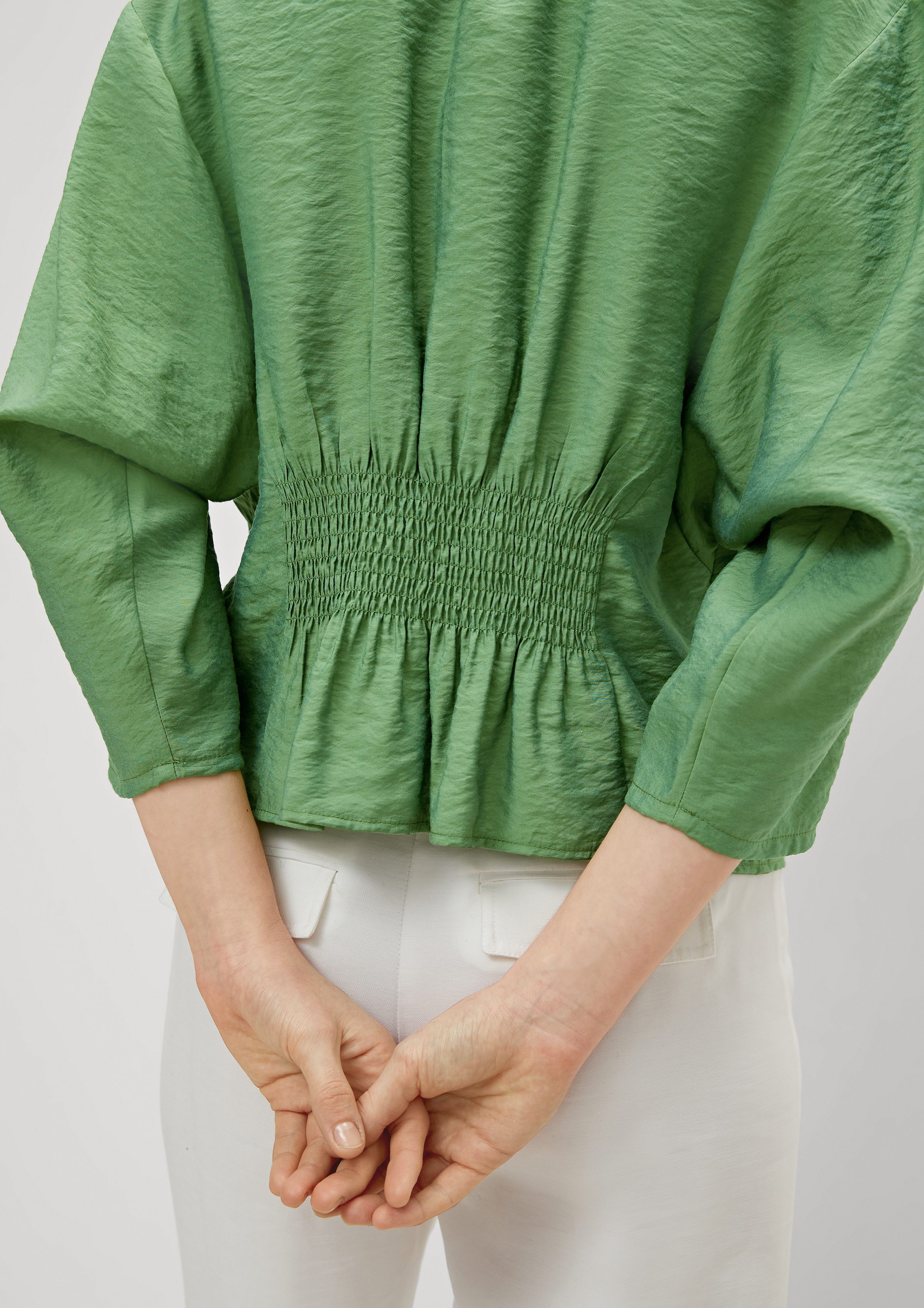 Comma bright Smok-Detail aus green Viskosemix Bluse 3/4-Arm-Shirt