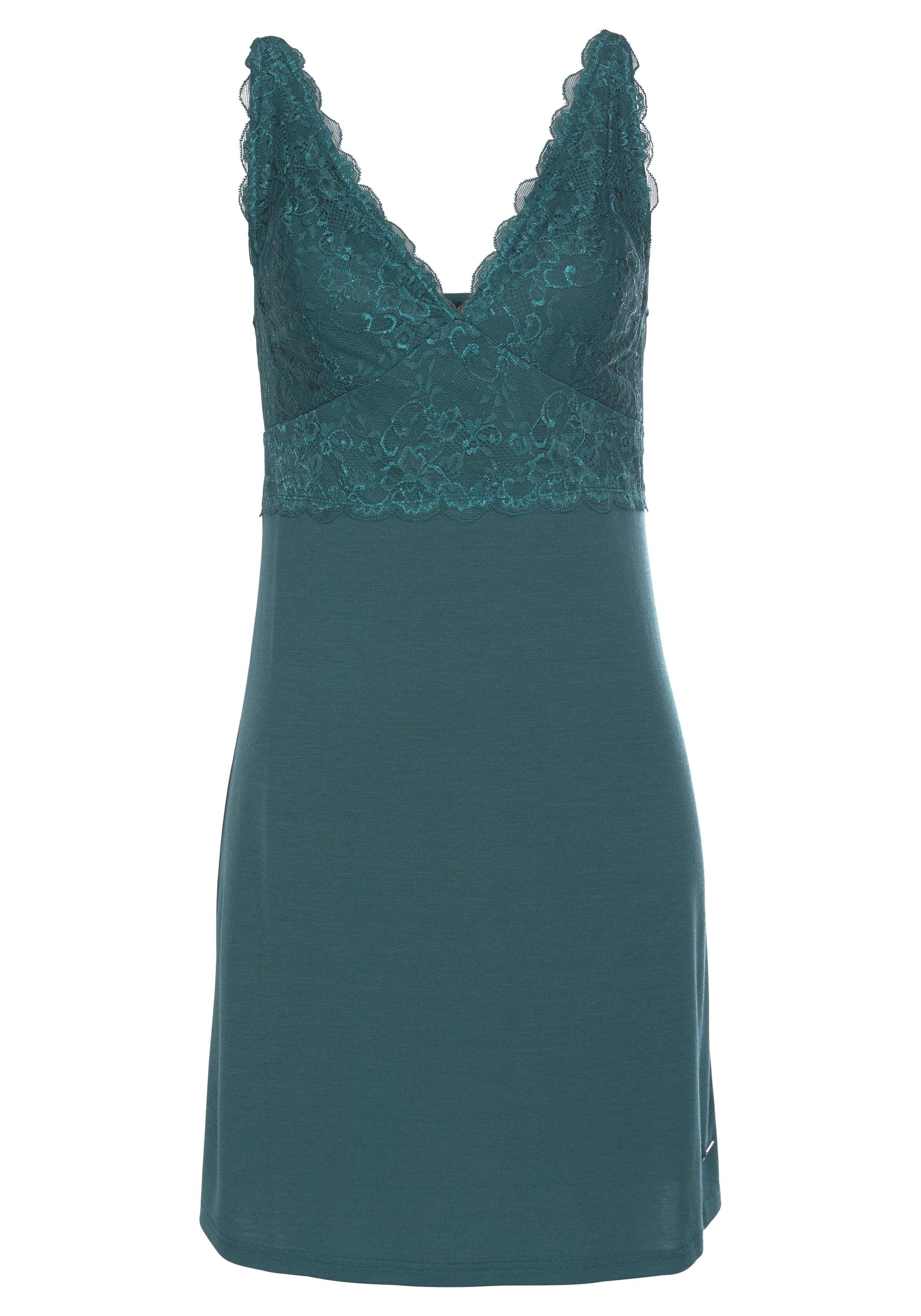 LASCANA Negligé mit Spitzendetails und verstellbaren Trägern. € 36,99