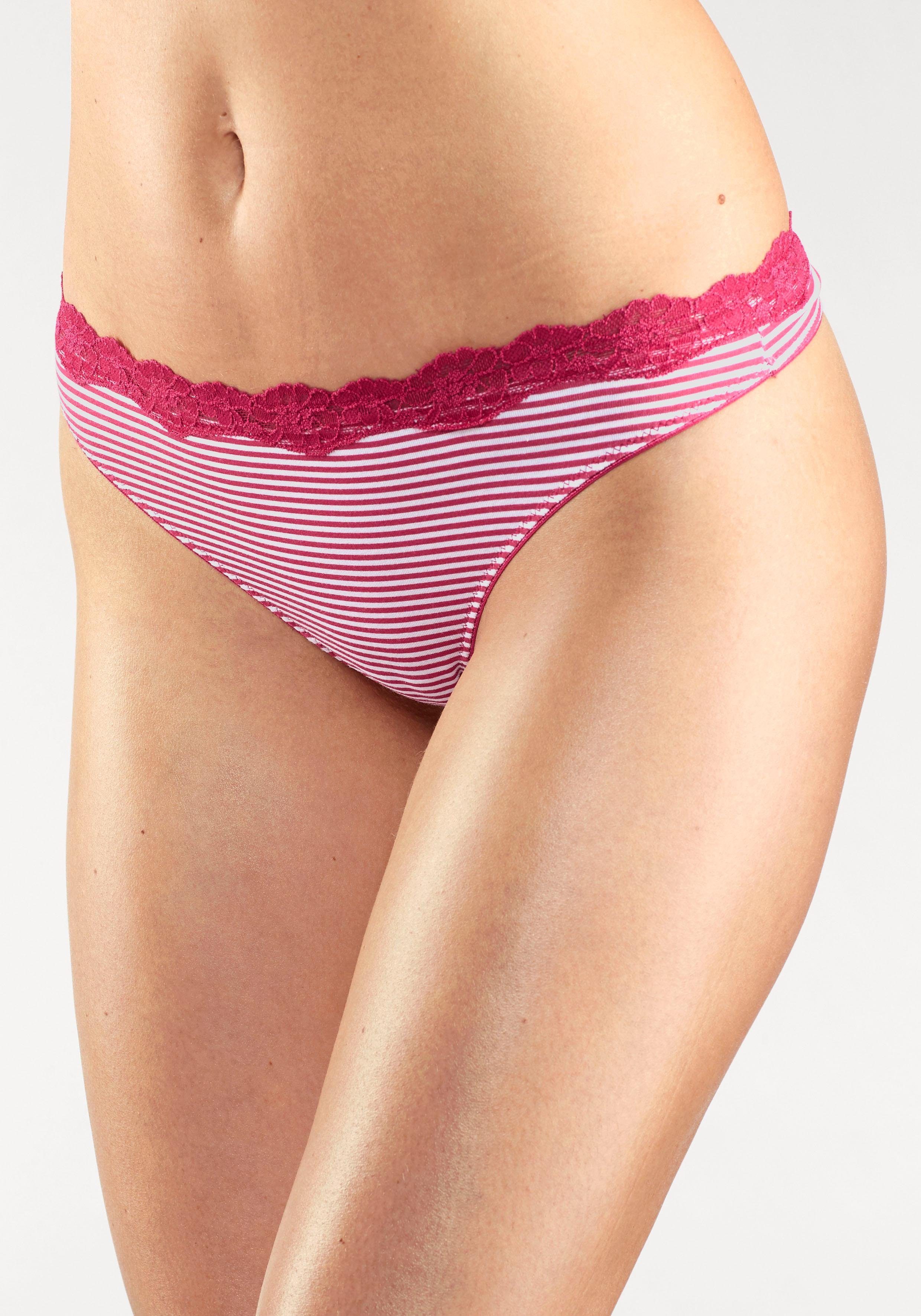 LASCANA String (3er-Pack) aus elastischer Baumwolle mit zarter Spitze