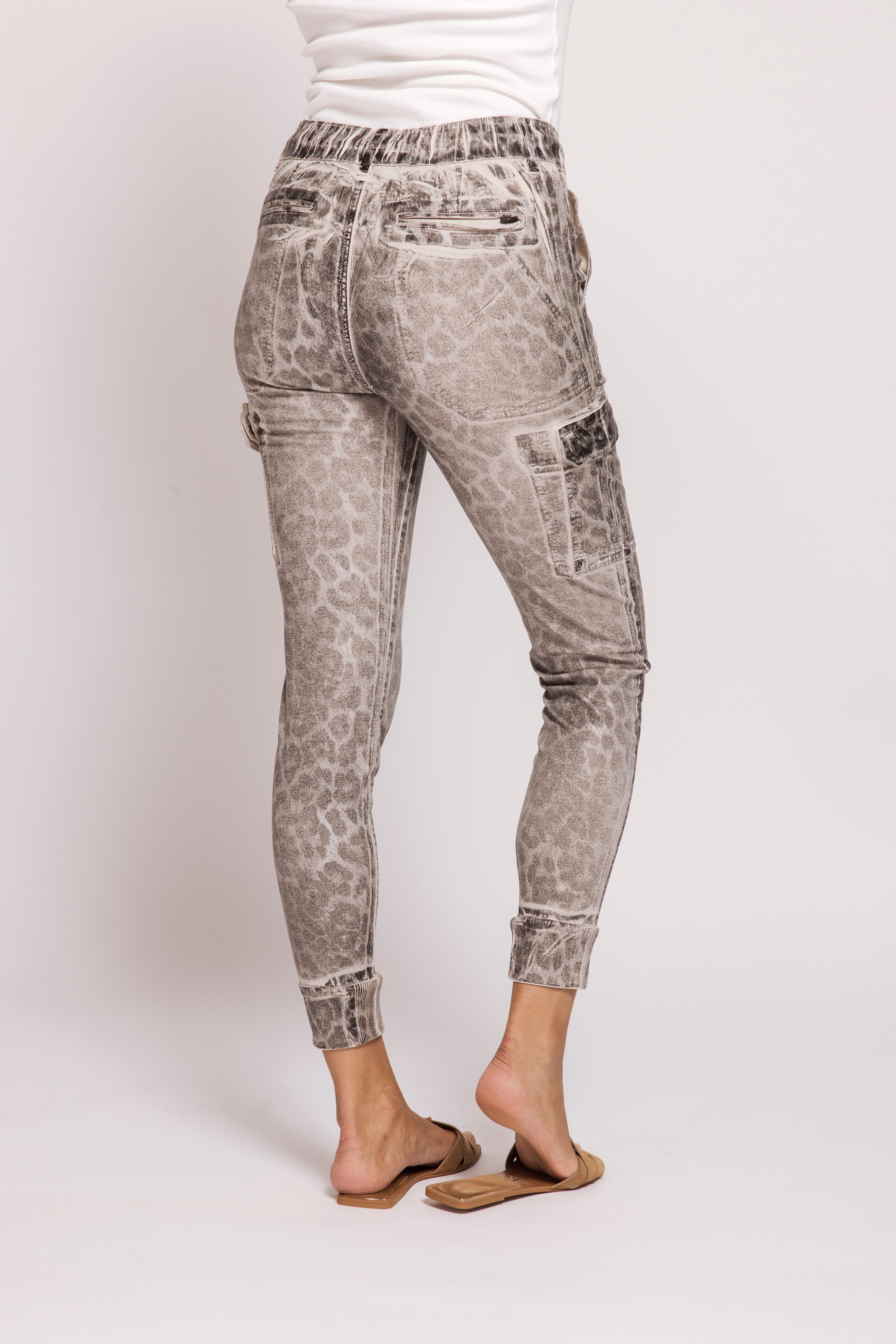 Zhrill Cargohose ZHDAISEY Leoprint mit Leo-Print und Stretch günstig online kaufen