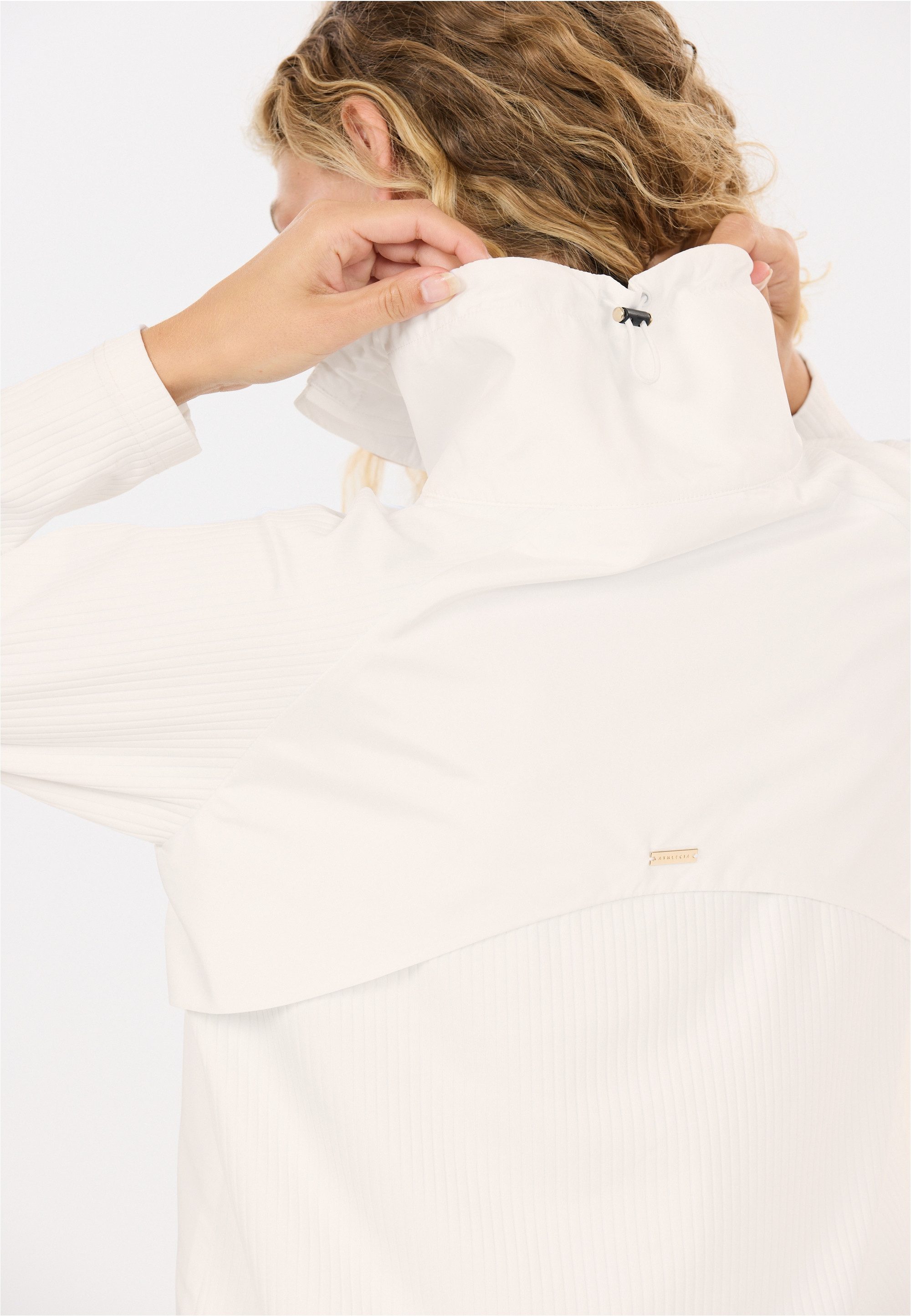 ATHLECIA Outdoorjacke Aiana in atmungsaktiver Stretch-Qualität