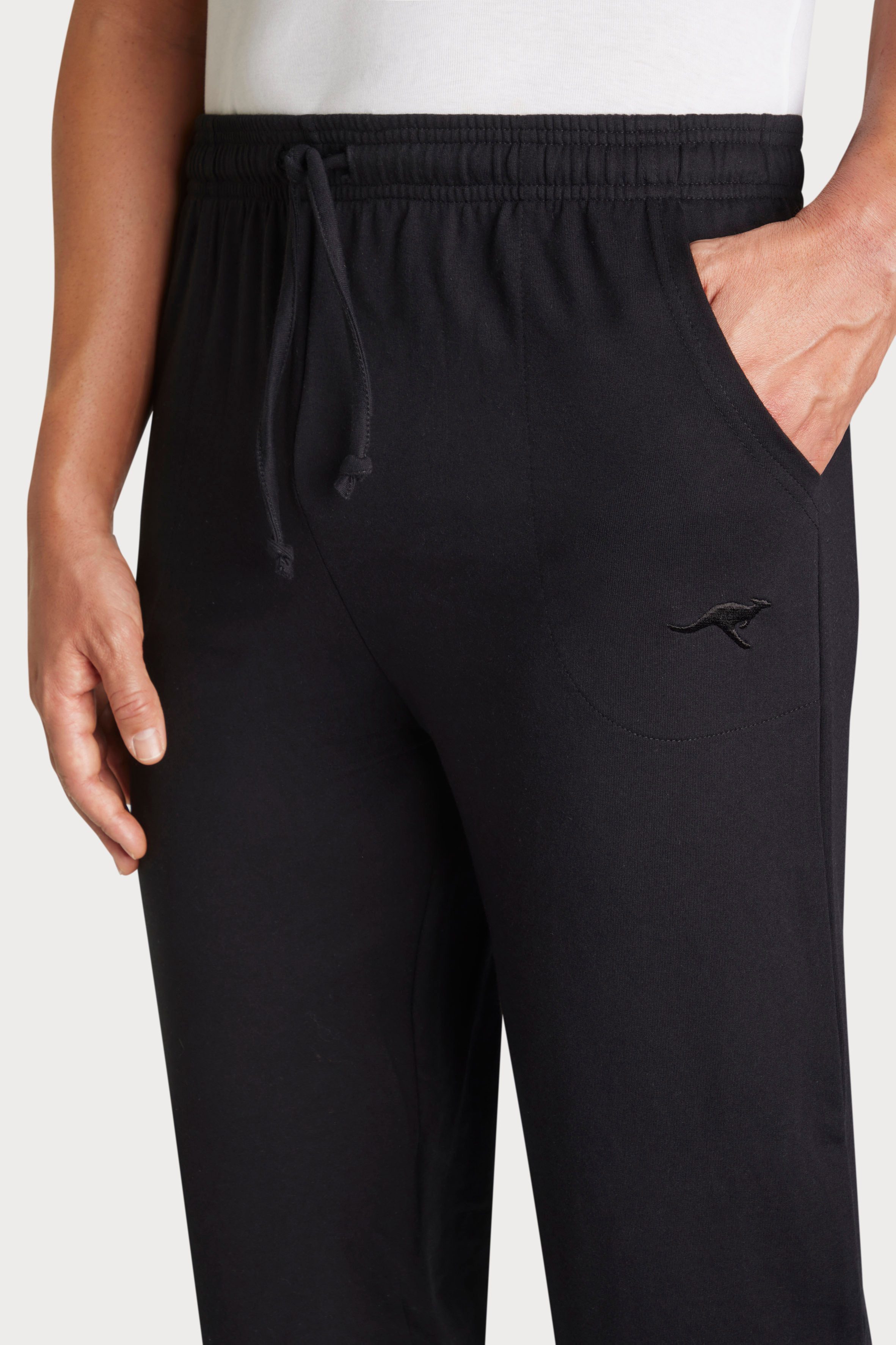 KangaROOS Sweathose Jogginghose in legerer Weite