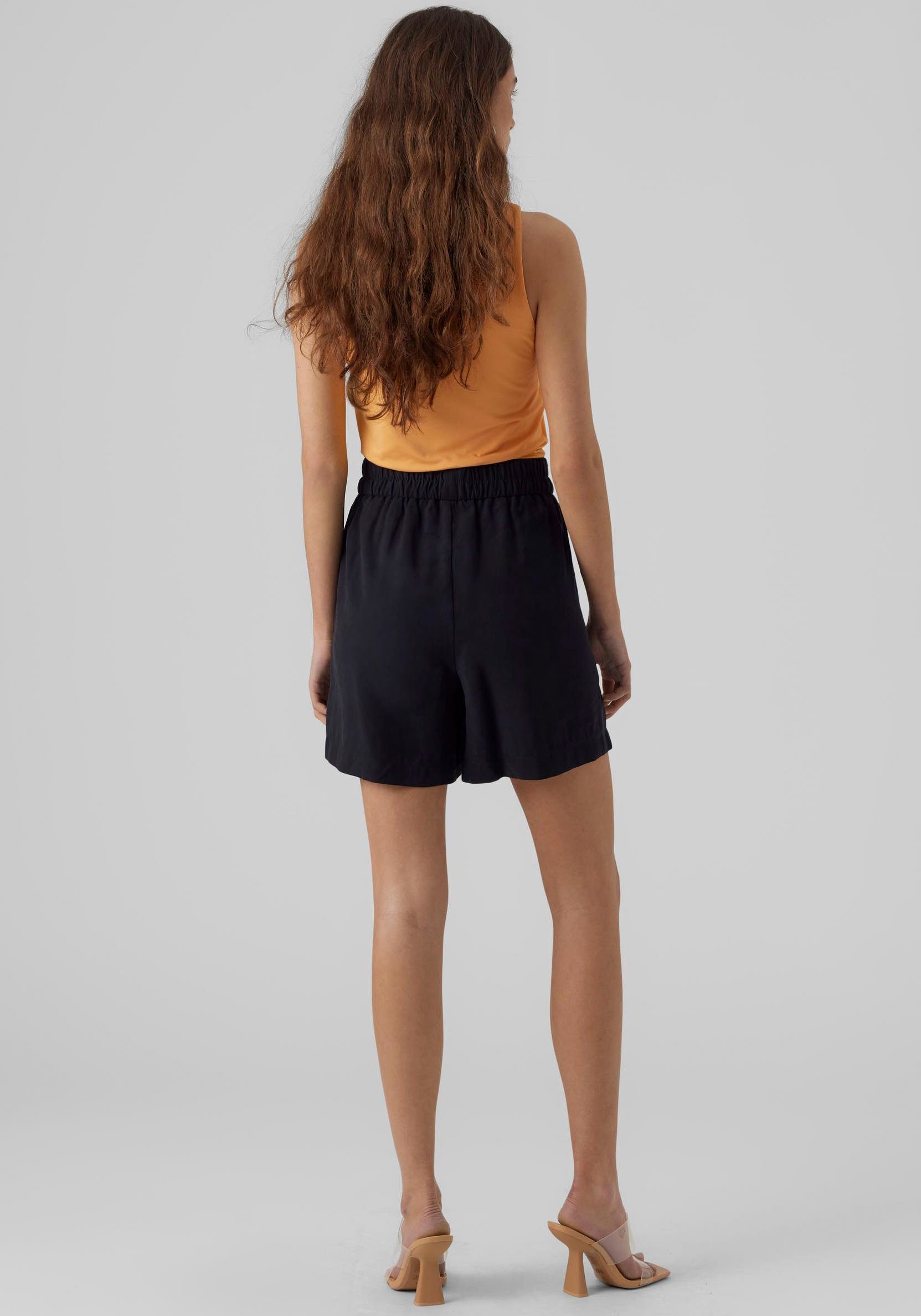 Black Shorts Vero LOOSE Moda SHORTS HW VMCARMEN NOOS