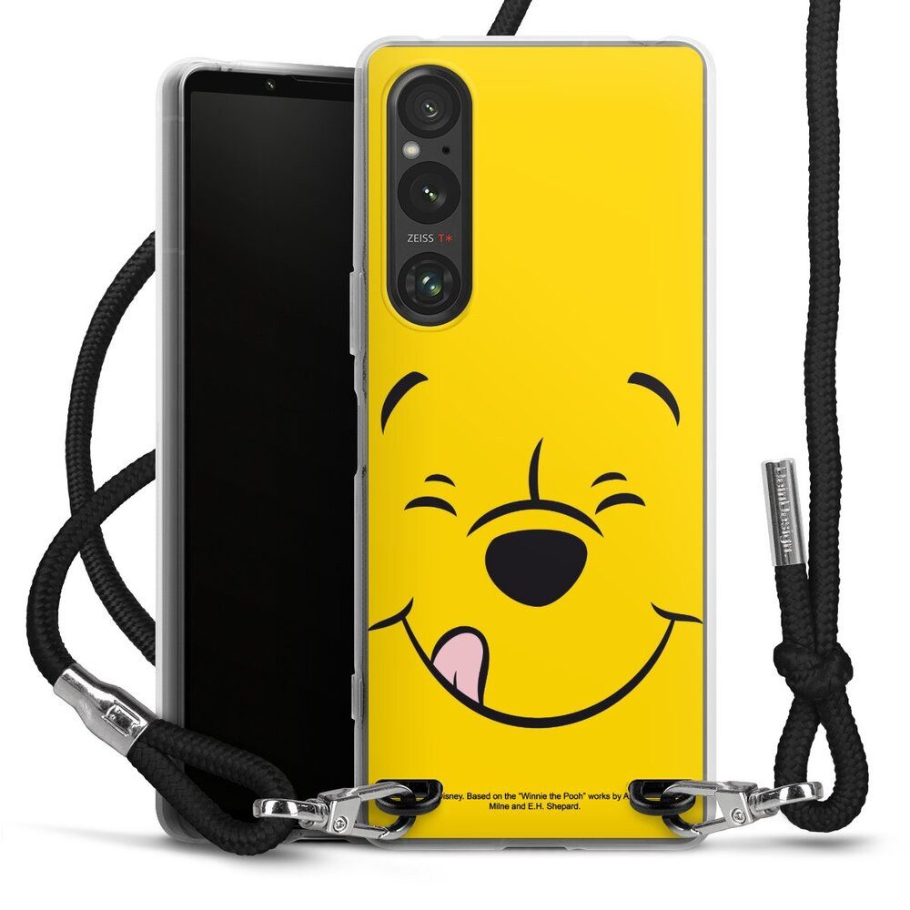 DeinDesign Handyhülle Winnie Puuh Offizielles Lizenzprodukt Disney Puuh Closeup, Sony Xperia 1 V Handykette Hülle mit Band Case zum Umhängen
