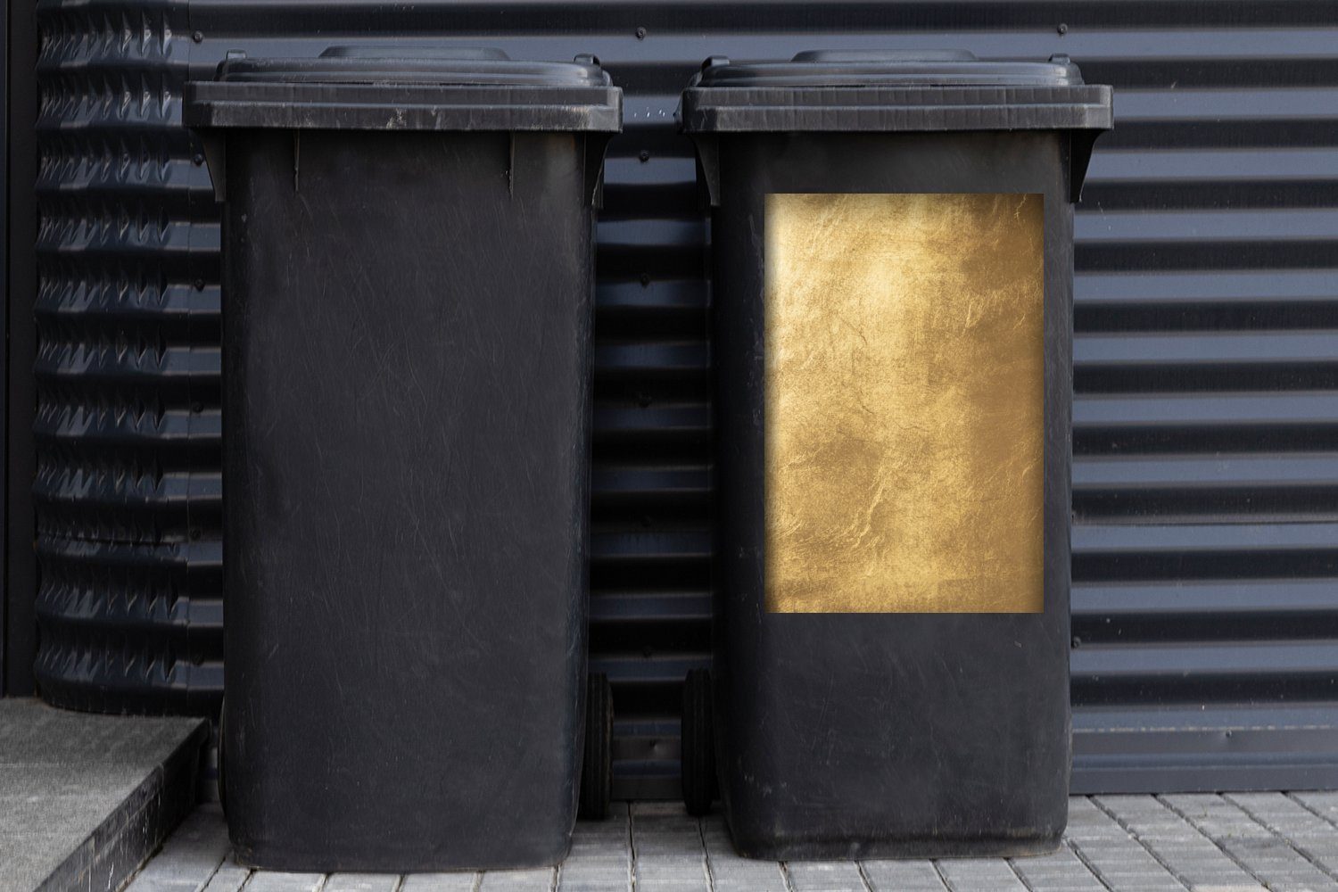MuchoWow Wandsticker Licht fällt auf Mülleimer-aufkleber, goldene (1 St), Abfalbehälter Container, Wand Sticker, eine Mülltonne