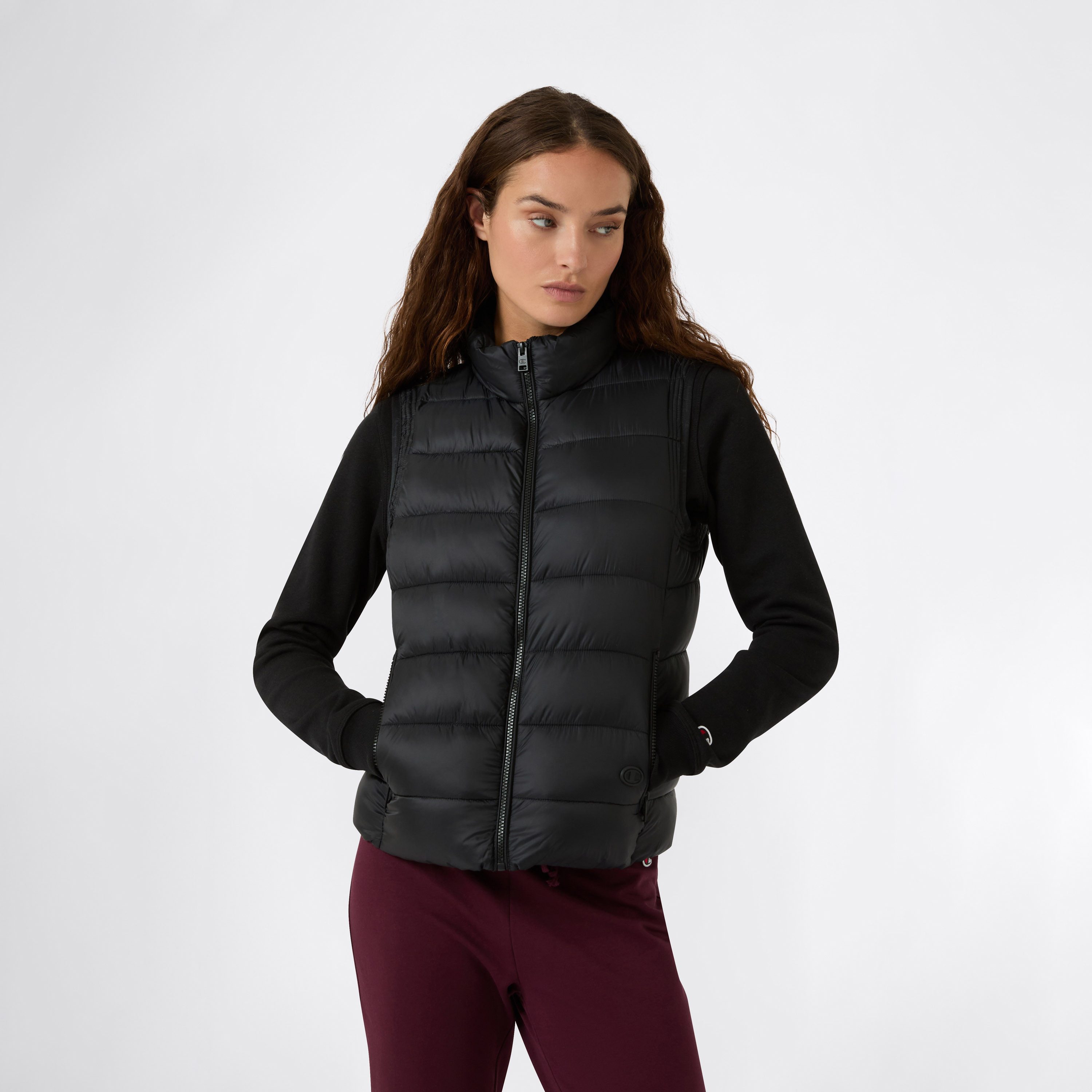 Champion Steppweste SPORTWEAR VEST Slim Fit Leichte Wattierung für angenehme Wärme, sportlicher Stil