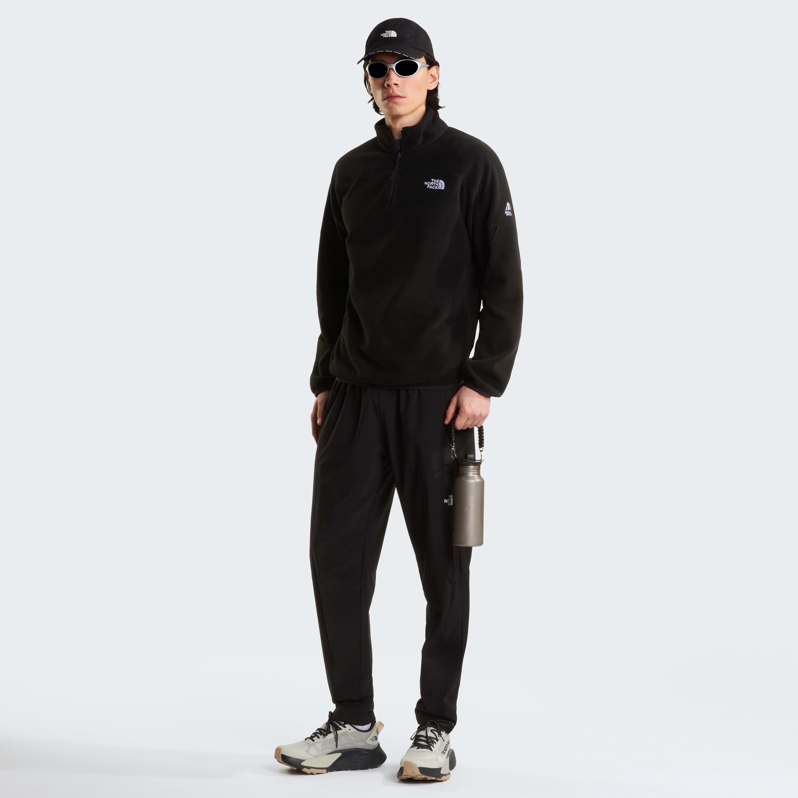 The North Face Sweatshirt M MOUNTAIN ATHLETICS GLACIER 1/4 ZIP FL mit Rundhalsausschnitt, Langarm, aus Polyester, normale Länge