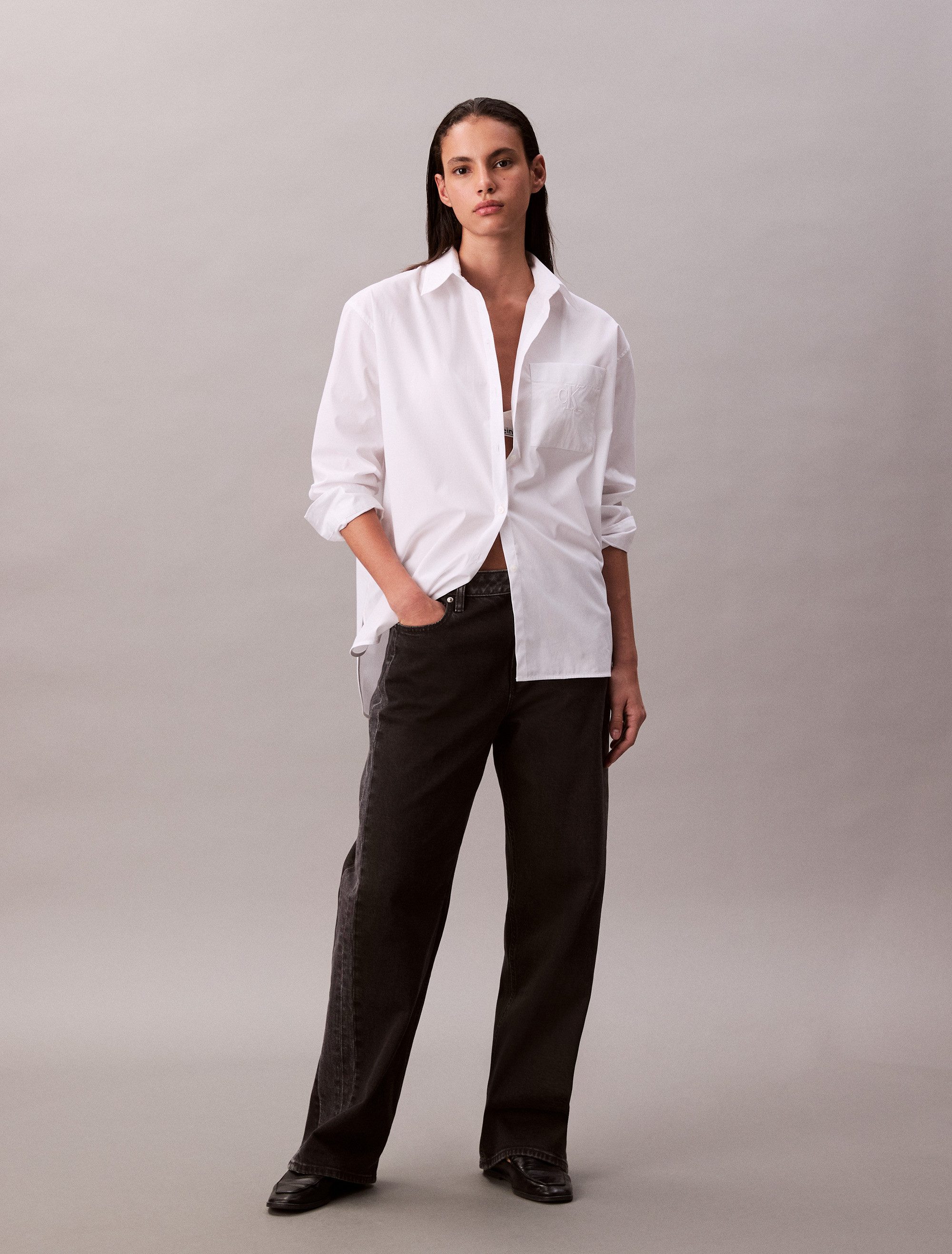Calvin Klein Jeans Hemdbluse relaxte Passform, Stickerei auf der Brusttasche
