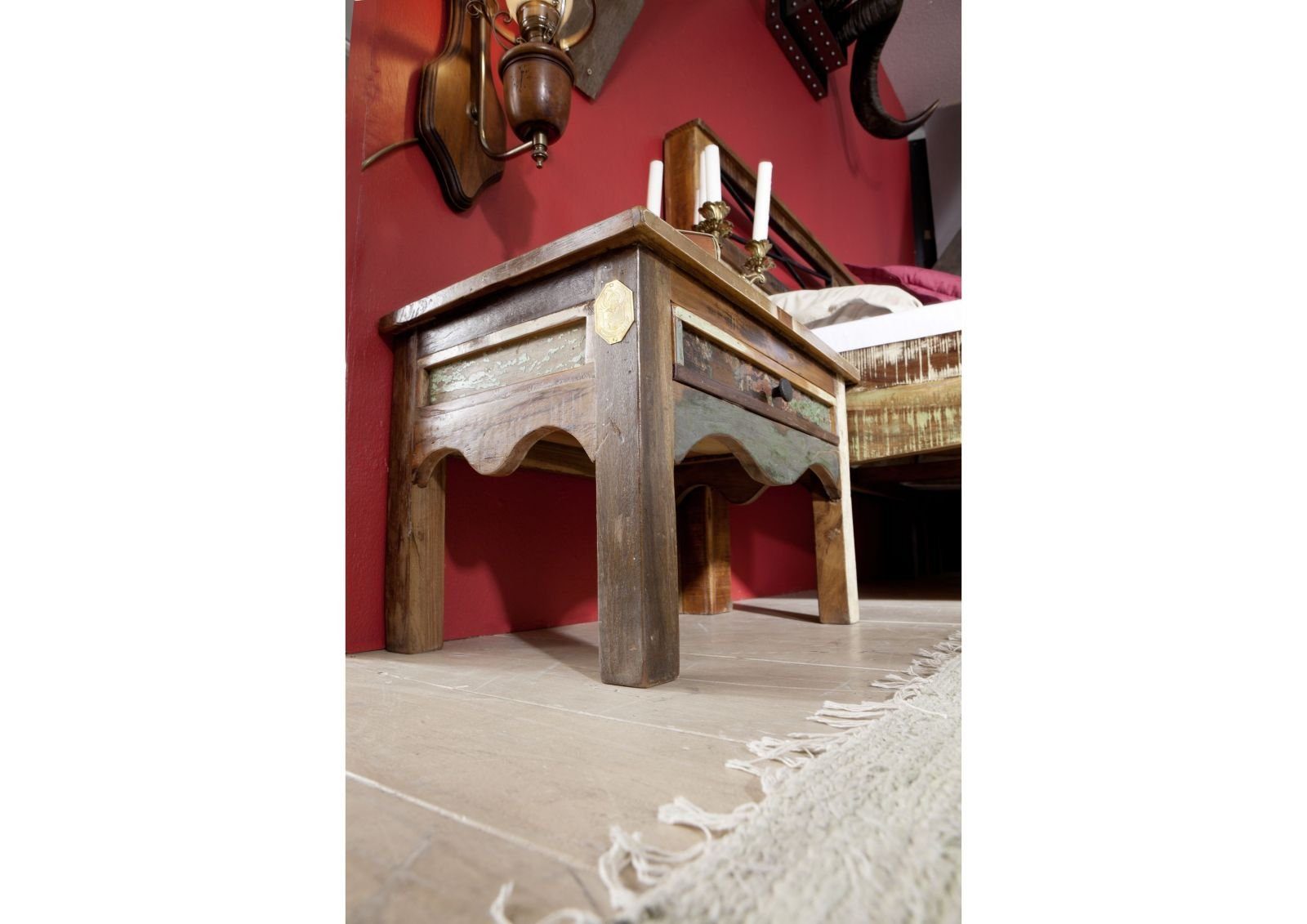 Massivmoebel24 Nachttisch NATURE OF SPIRIT (Massivholz, Massivholztisch), Nachttisch Altholz 60x40x40 mehrfarbig lackiert NATURE OF SPIRIT #44