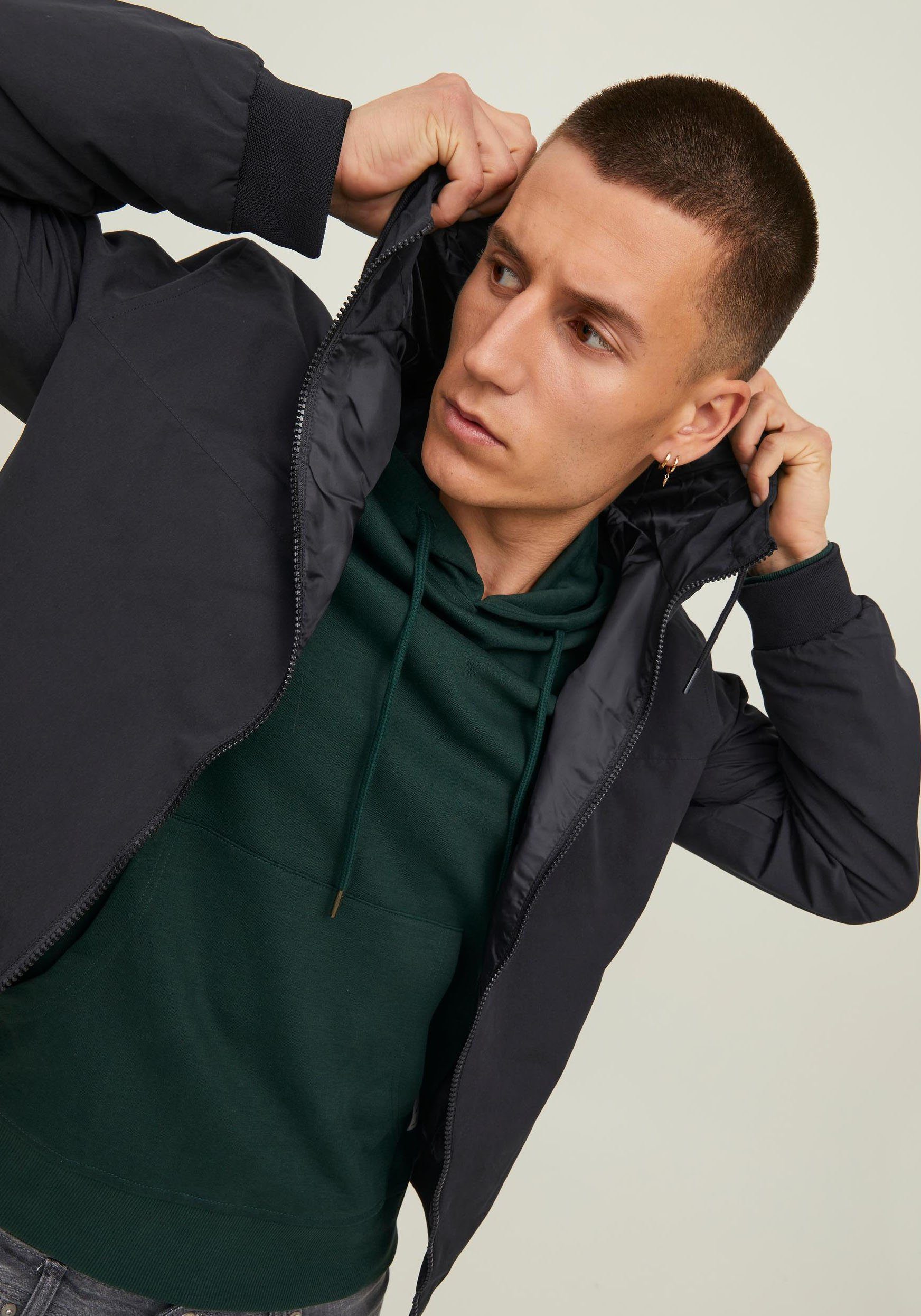 Jack & Jones Blouson JJERUSH mit Kapuze Kunstfaser, regular fit