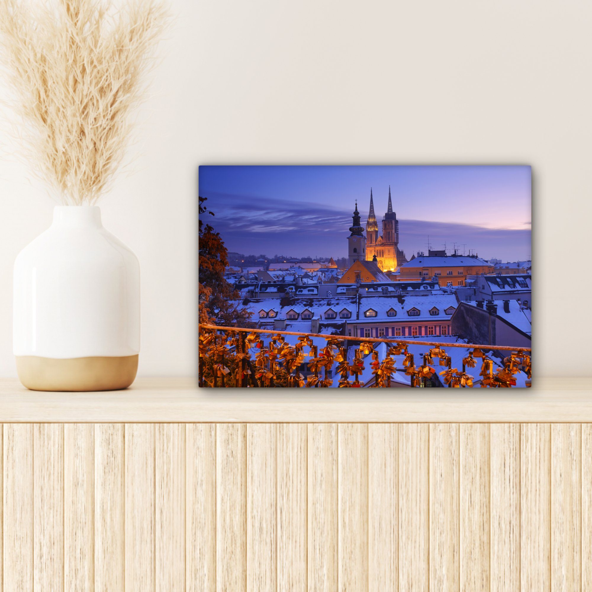 OneMillionCanvasses® Leinwandbild Gebäude - 30x20 St), Wanddeko, Wandbild Aufhängefertig, - Nacht cm Schnee (1 Kroatien, - Leinwandbilder