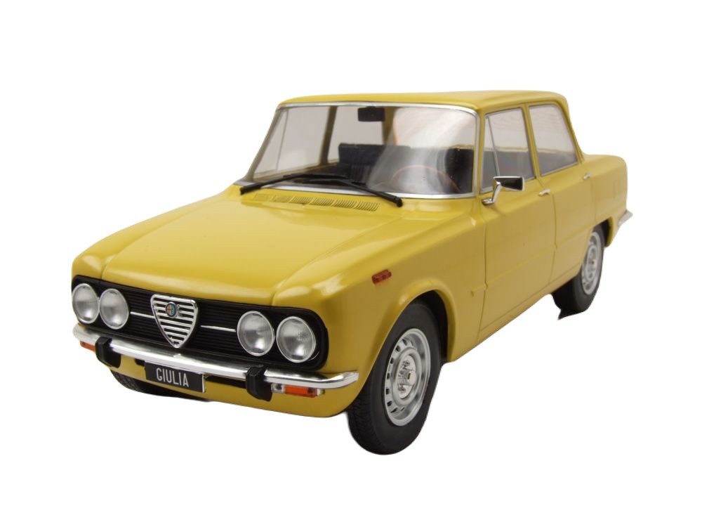 MCG Modellauto Alfa Romeo Giulia Nuova Super 1974 hellgelb, Maßstab 1:18