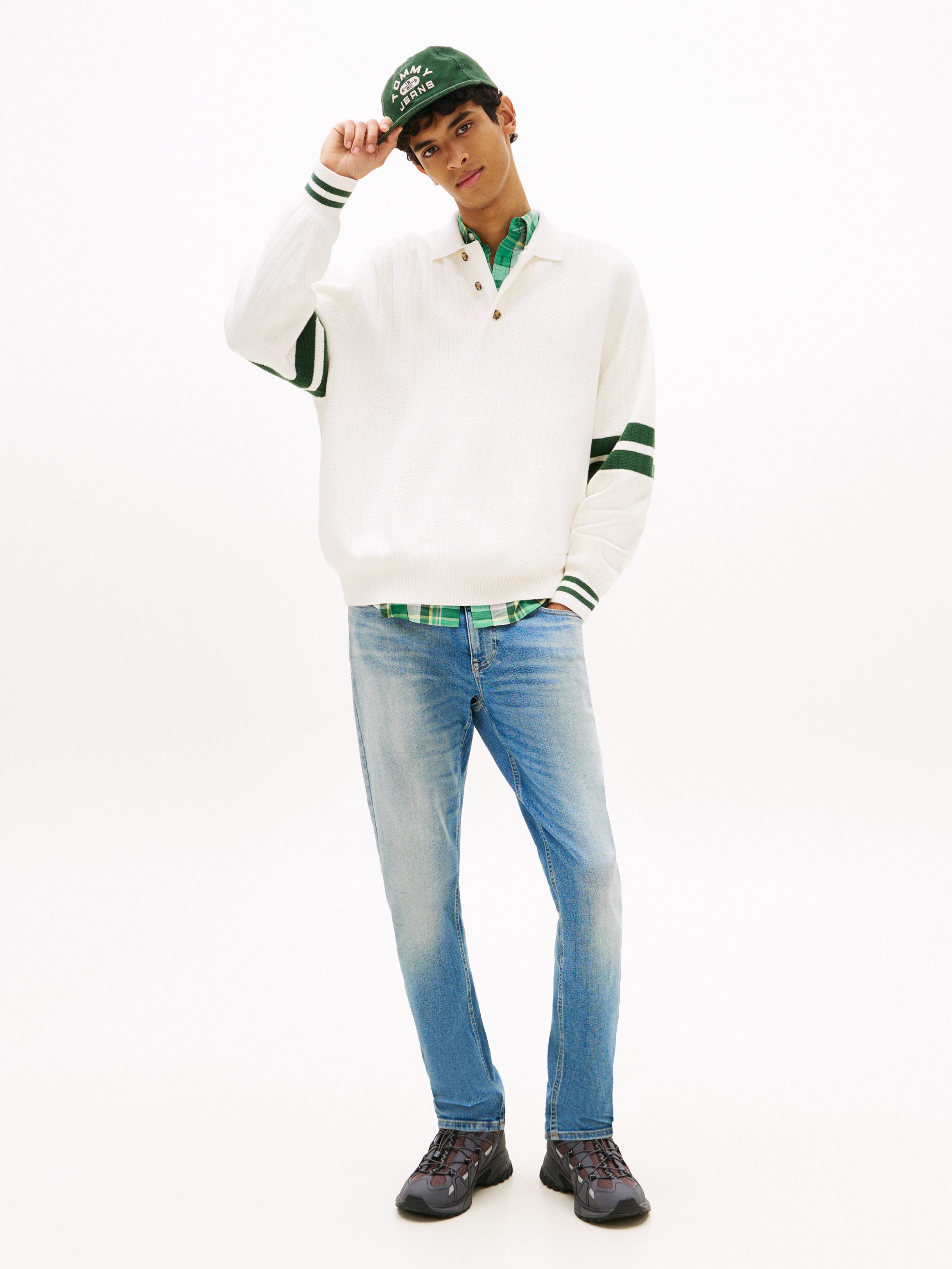 Tommy Jeans Slim-fit-Jeans AUSTIN SLIM TAPERED mit Whisker-Effekt – Bild 3 von 5