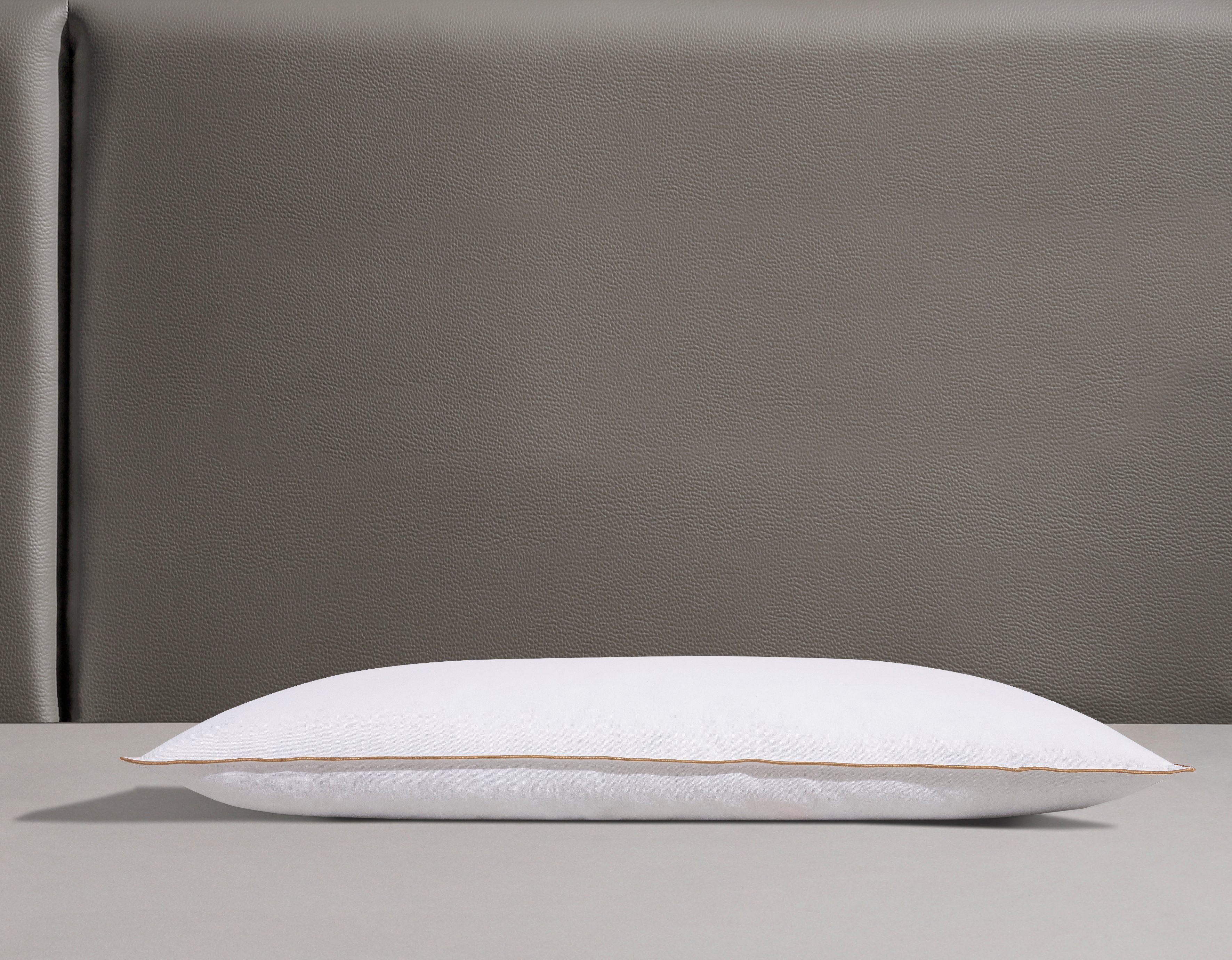 Balette Federkopfkissen 140 Jahre Balette, Füllung: 85% Federn und 15% Daunen, Bezug: 100% Baumwolle, Federkopfkissen, Kissen in 40x80 oder 80x80 cm erhältlich