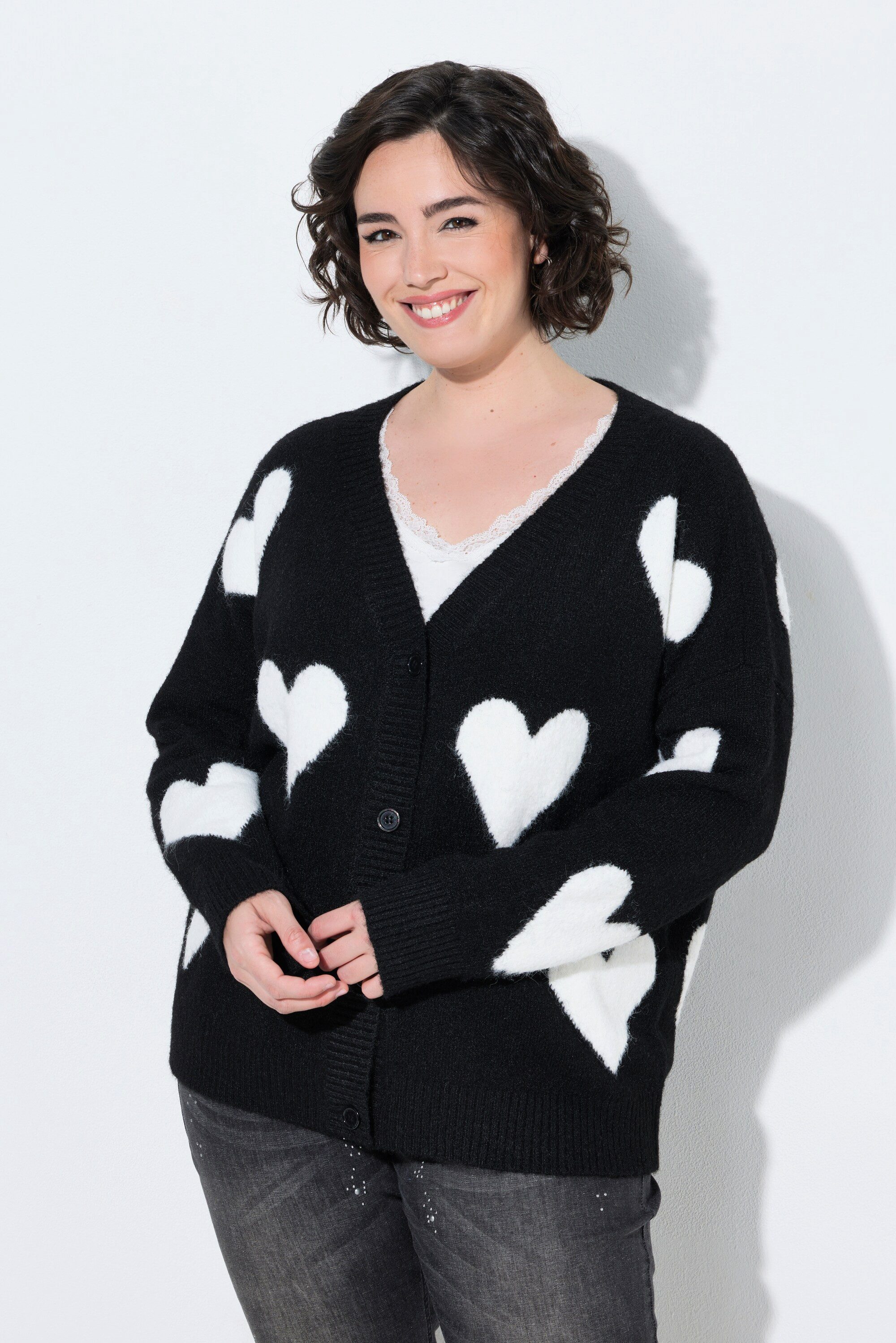 Ulla Popken Strickjacke Strickjacke Herzen Oversized V-Ausschnitt Langarm