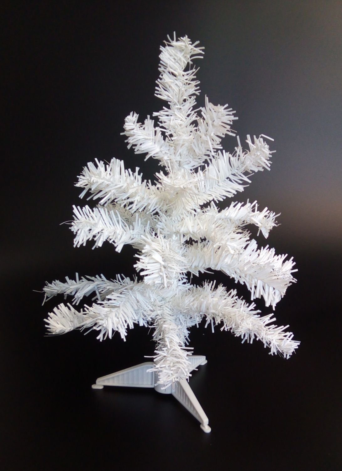 NOOR Künstlicher Weihnachtsbaum Künstlicher Tanne Weihnachtsdeko weiß Tannenbaum 60cm Weihnachtsbaum