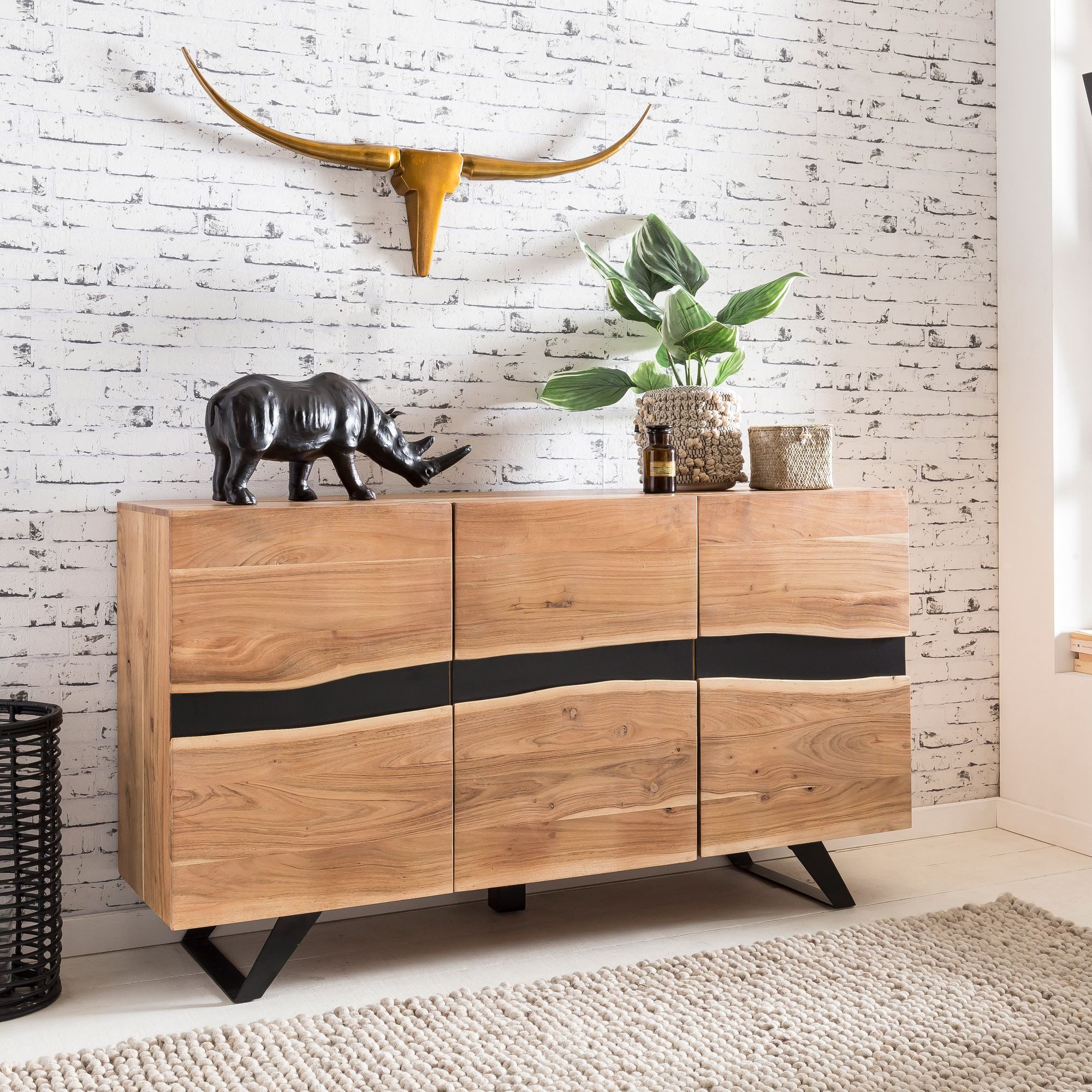 Wohnling Sideboard WL5.194 Massivholz Akazie 150 cm Anrichte Highboard Kommode Schrank (148x85x43 cm Massivholz Akazie Baumkante Anrichte), Standschrank Flurschrank, Kommode mit 3 Türen