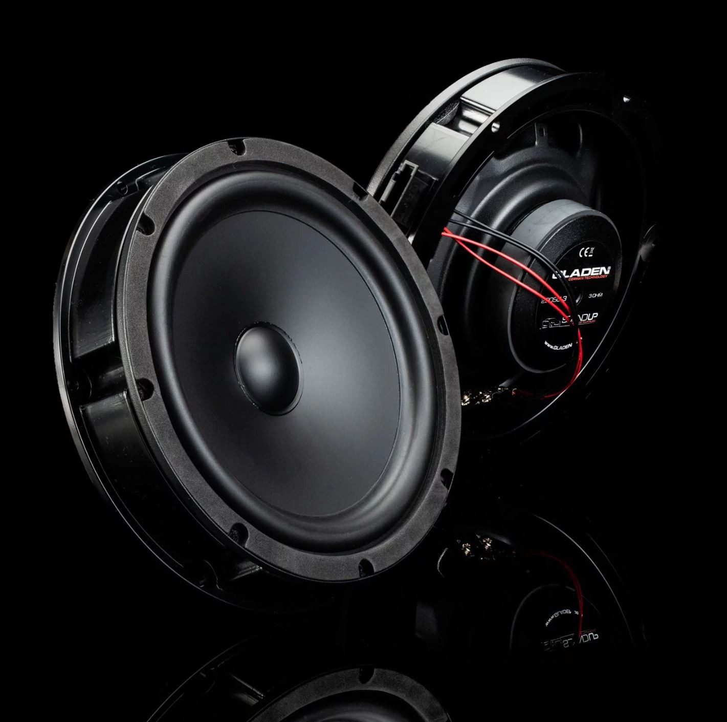 Gladen One T6 APPEARANCE FAHRZEUGSPEZIFISCHES HIGH END SYSTEM FÜR VW T6 Auto-Lautsprecher