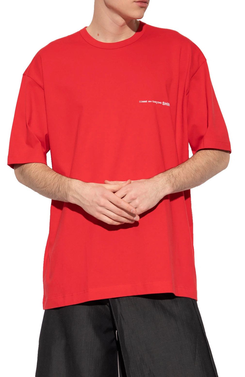 COMME des GARÇONS T-Shirt Avantgarde aus Japan Regular Fit japanisches Designverständnis mit Schneiderkunst.