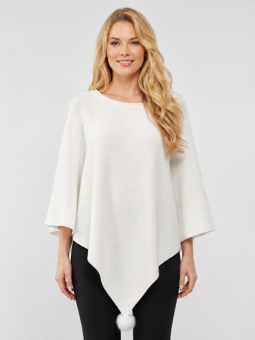 Passioni Strickponcho aus feinem Strukturstrick mit Bommel-Detail