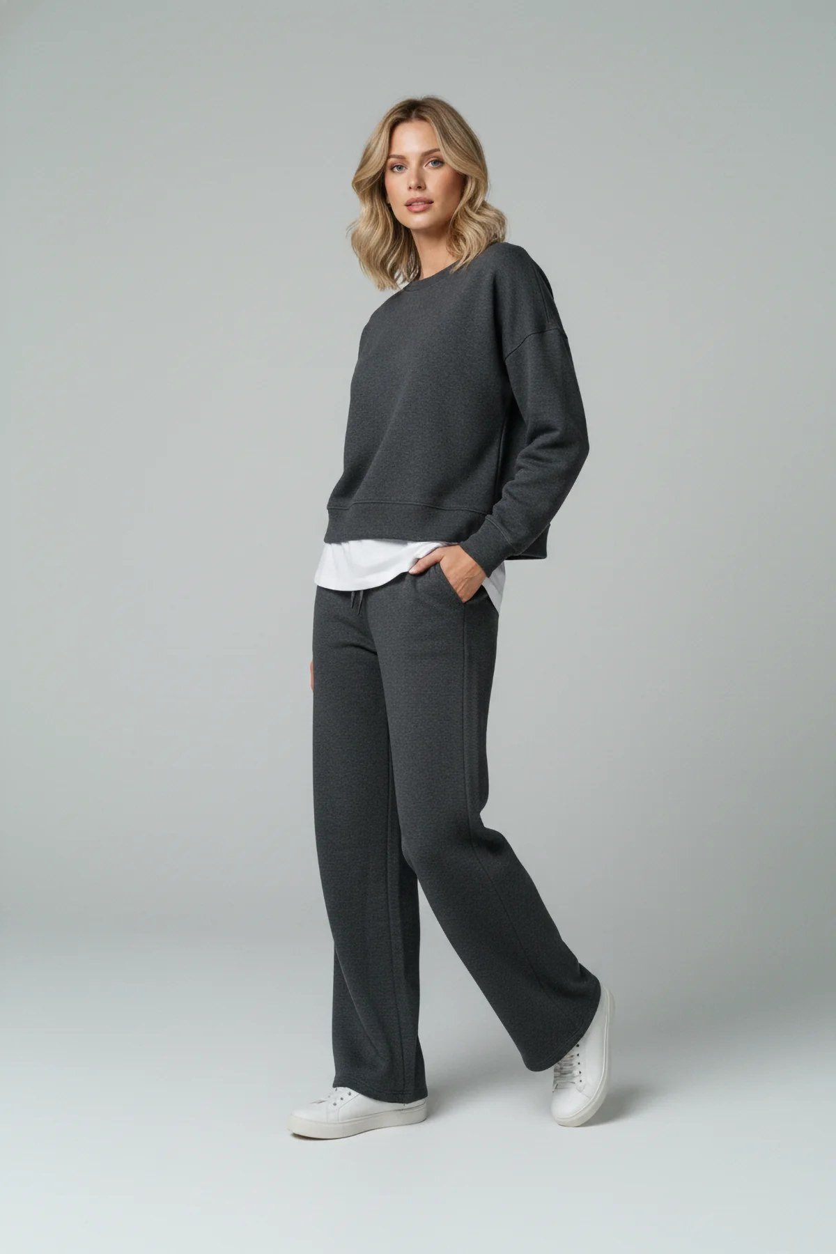 No Matter What Sweatponcho Weit geschnittene Jogginghose mit elastischem Bund