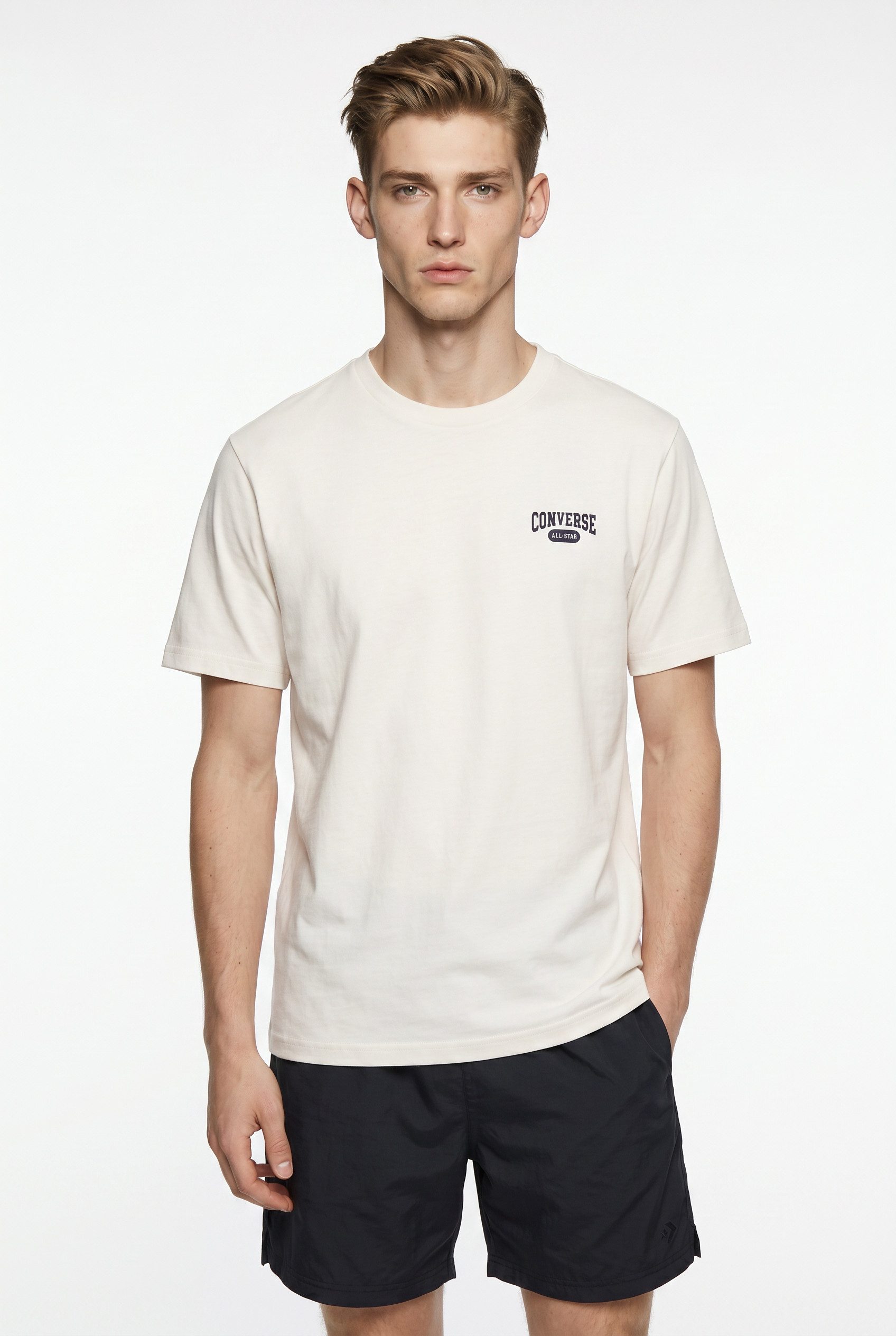 Converse T-Shirt RETRO ALL STAR T-SHIRT Kurzarm, mit Rundhalsausschnitt, aus Baumwolle und Polyester