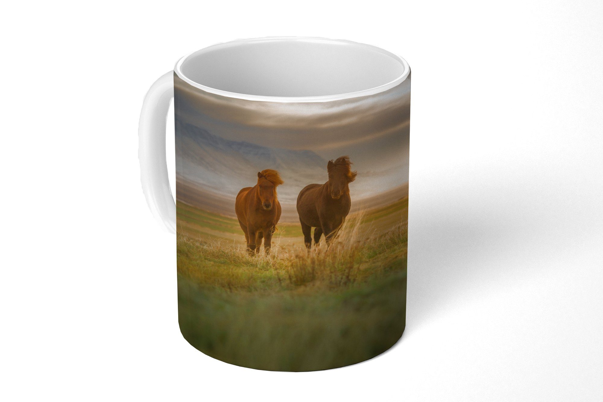 MuchoWow Tasse Isländerpferde auf einer grünen Wiese bei Sonnenuntergang, Keramik, Kaffeetassen, Teetasse, Becher, Teetasse, Geschenk