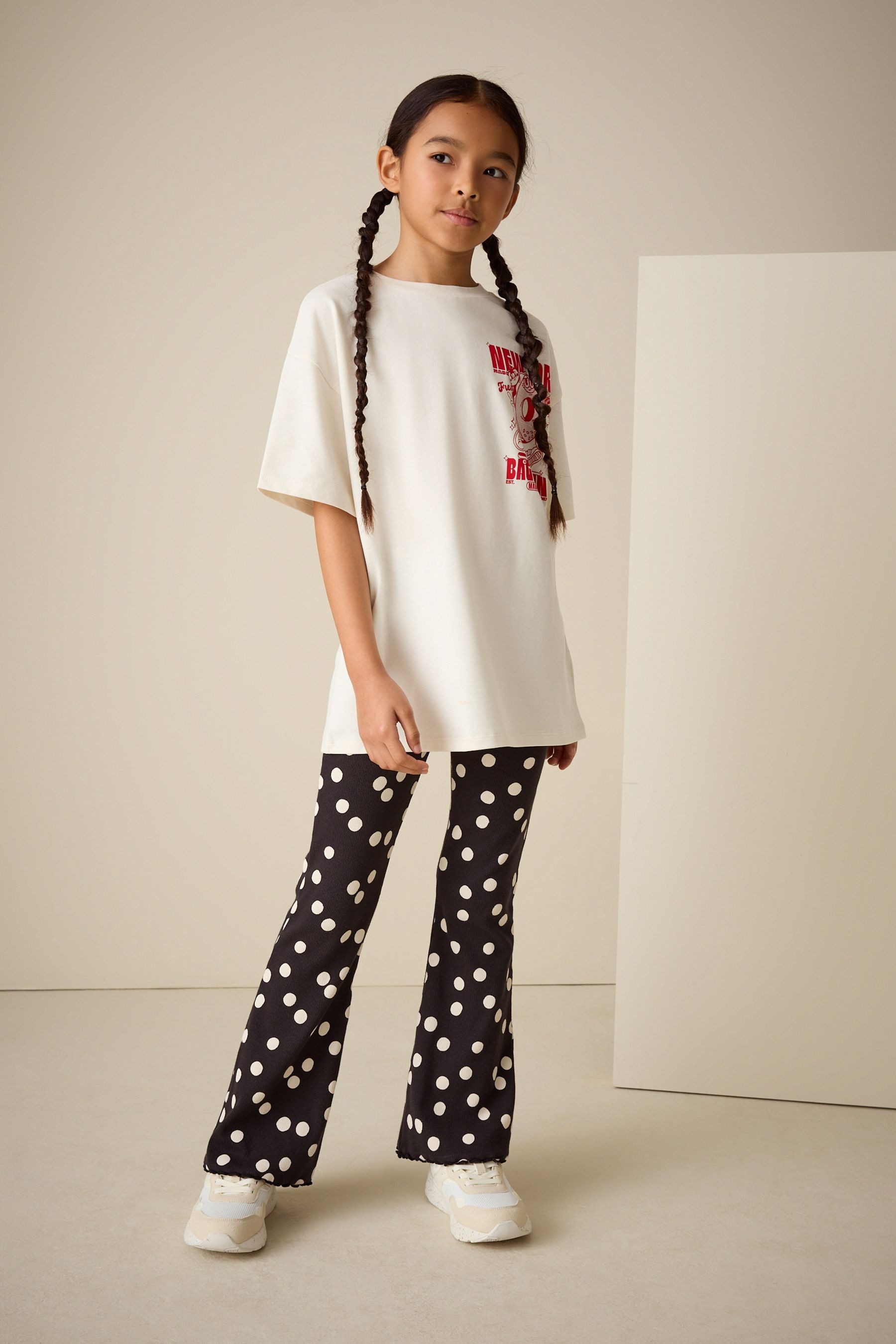 Next Leggings Gerippte Leggings mit ausgestelltem Bein (1-tlg) – Bild 4 von 5