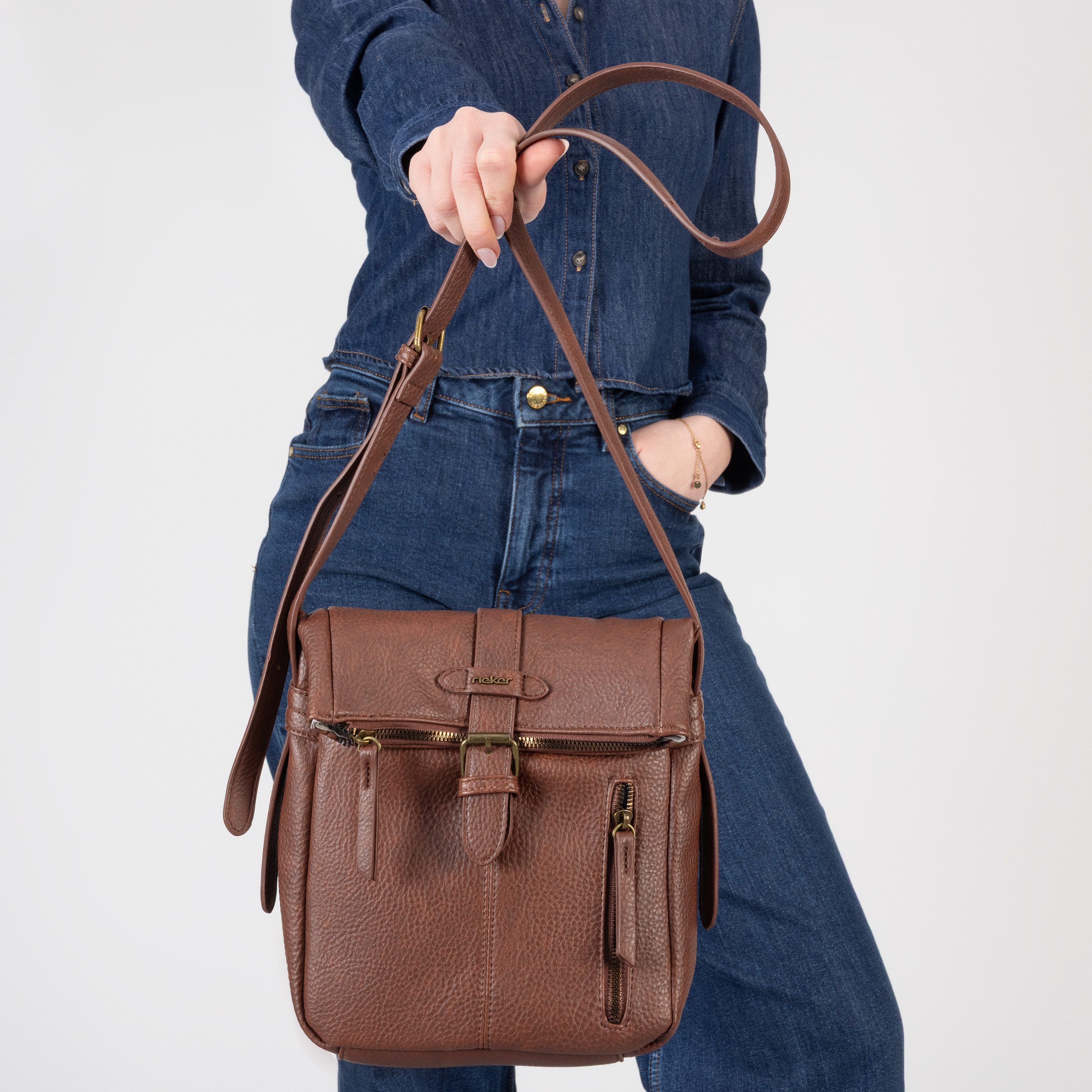 Rieker Umhängetasche, Damen-Handtasche, Schultertasche, Überschlag mit Schnallenverschluss