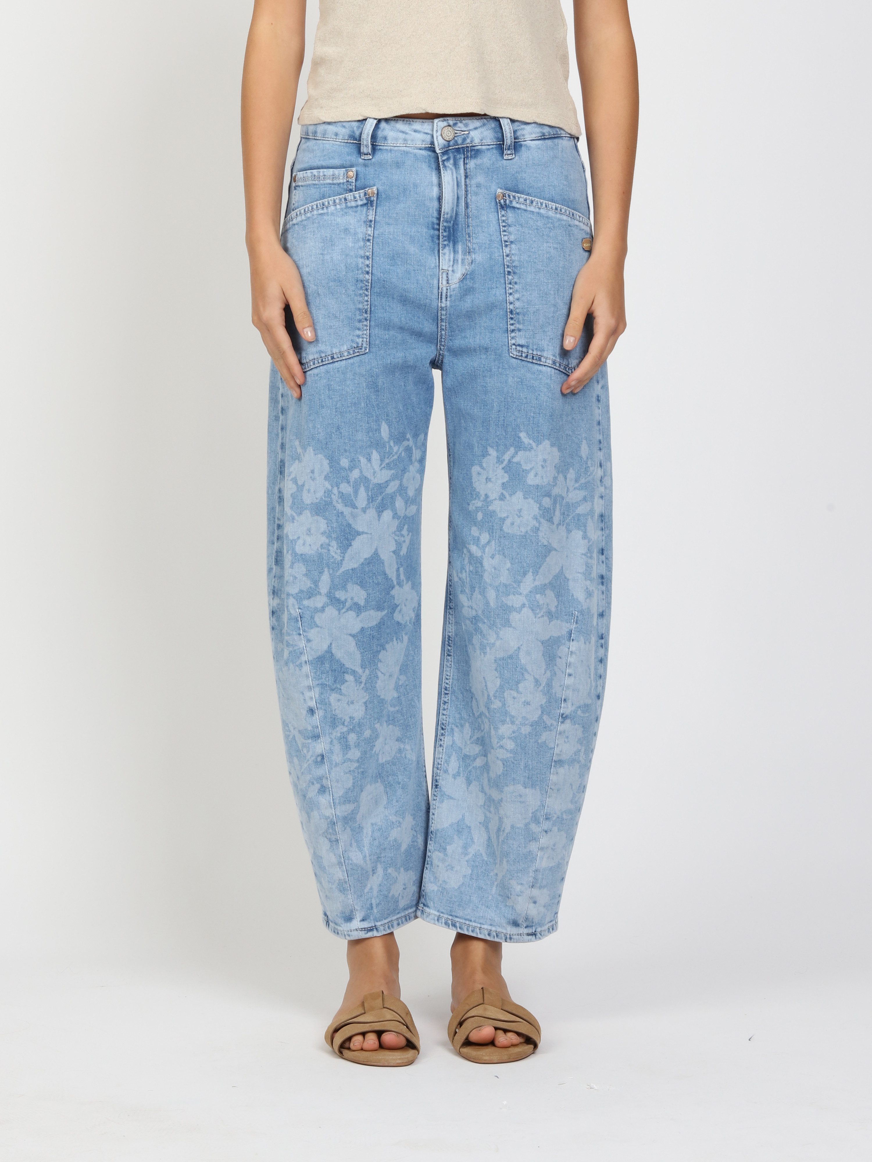 GANG Relax-fit-Jeans 94ODINA O-Shape mit aufgesetzten Taschen