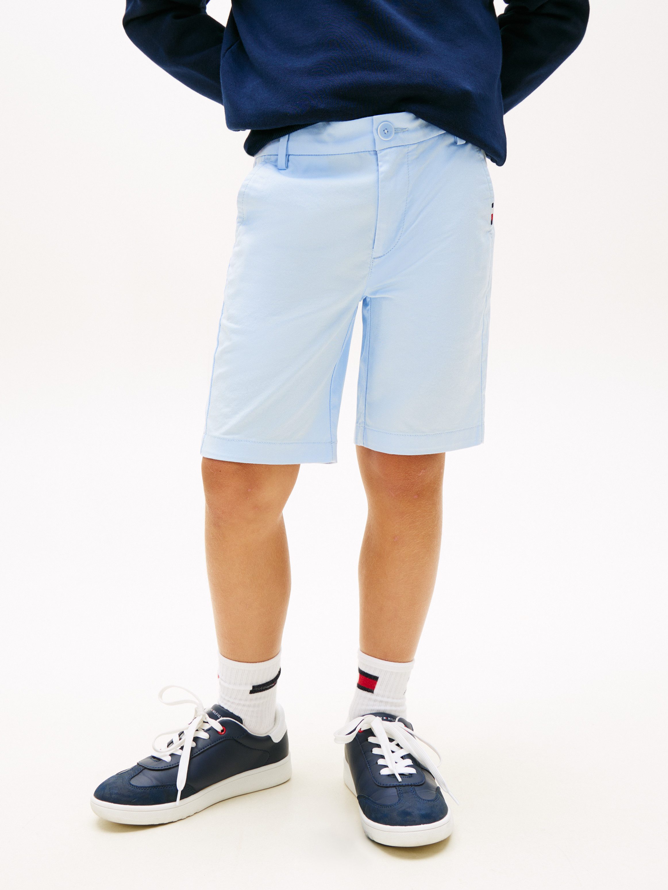 Tommy Hilfiger Shorts 1985 CHINO SHORT mit Logostickerei