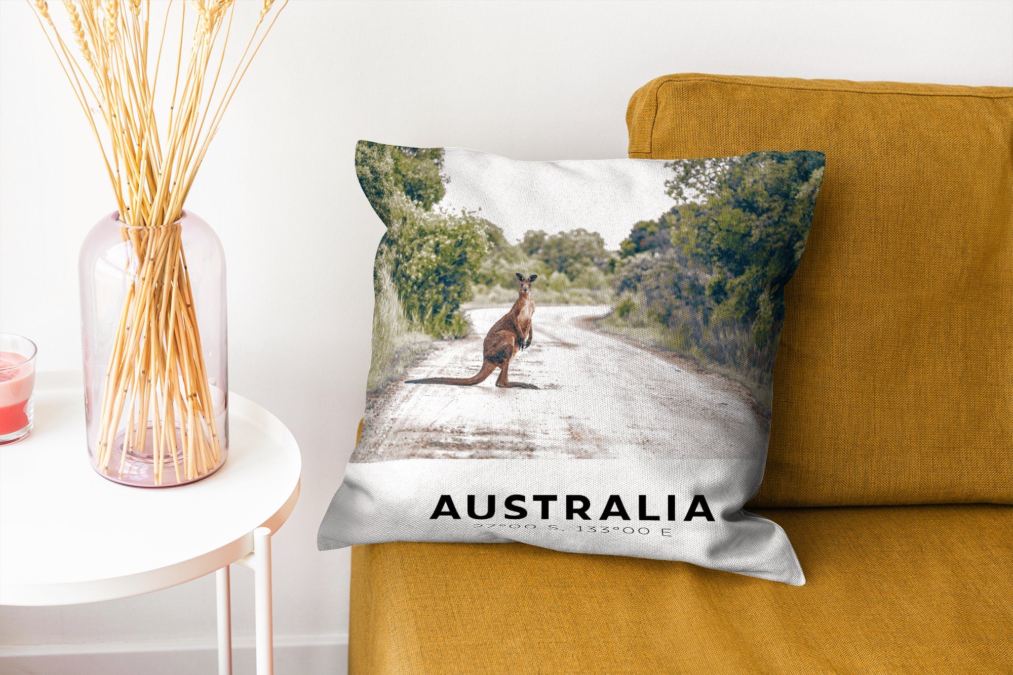 MuchoWow Dekokissen Australien Straßen, mit Känguru für Deko, Füllung - Sofakissen - Schlafzimmer, Wohzimmer, Zierkissen