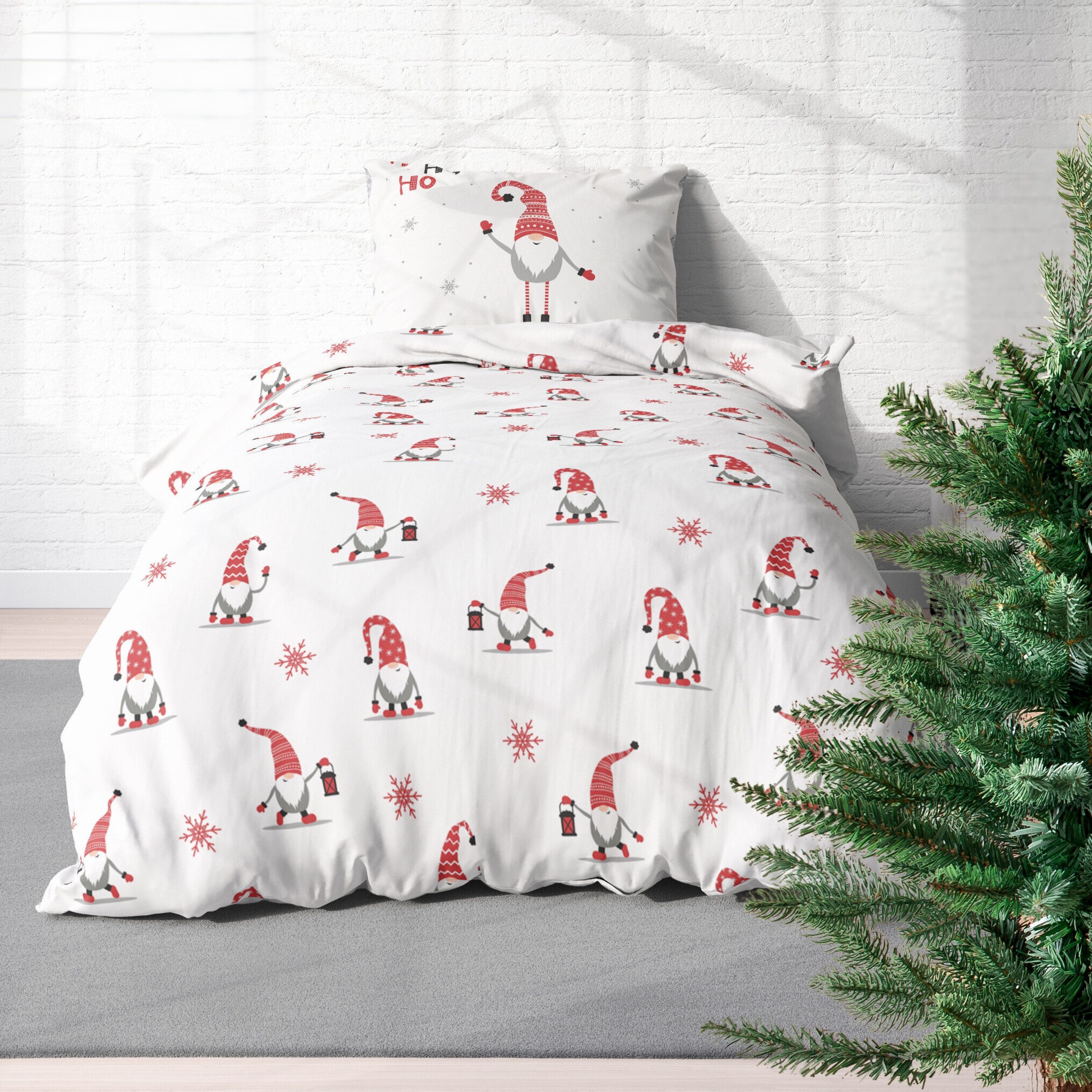 MTOnlinehandel Bettwäsche Wichtelzauber Biber/ Flanell in 135x200 + 80x80 cm, 100% Baumwolle, 2 teilig, kuschelig, weich für Weihnachten, Wintermotiv, weiß, grau, rot