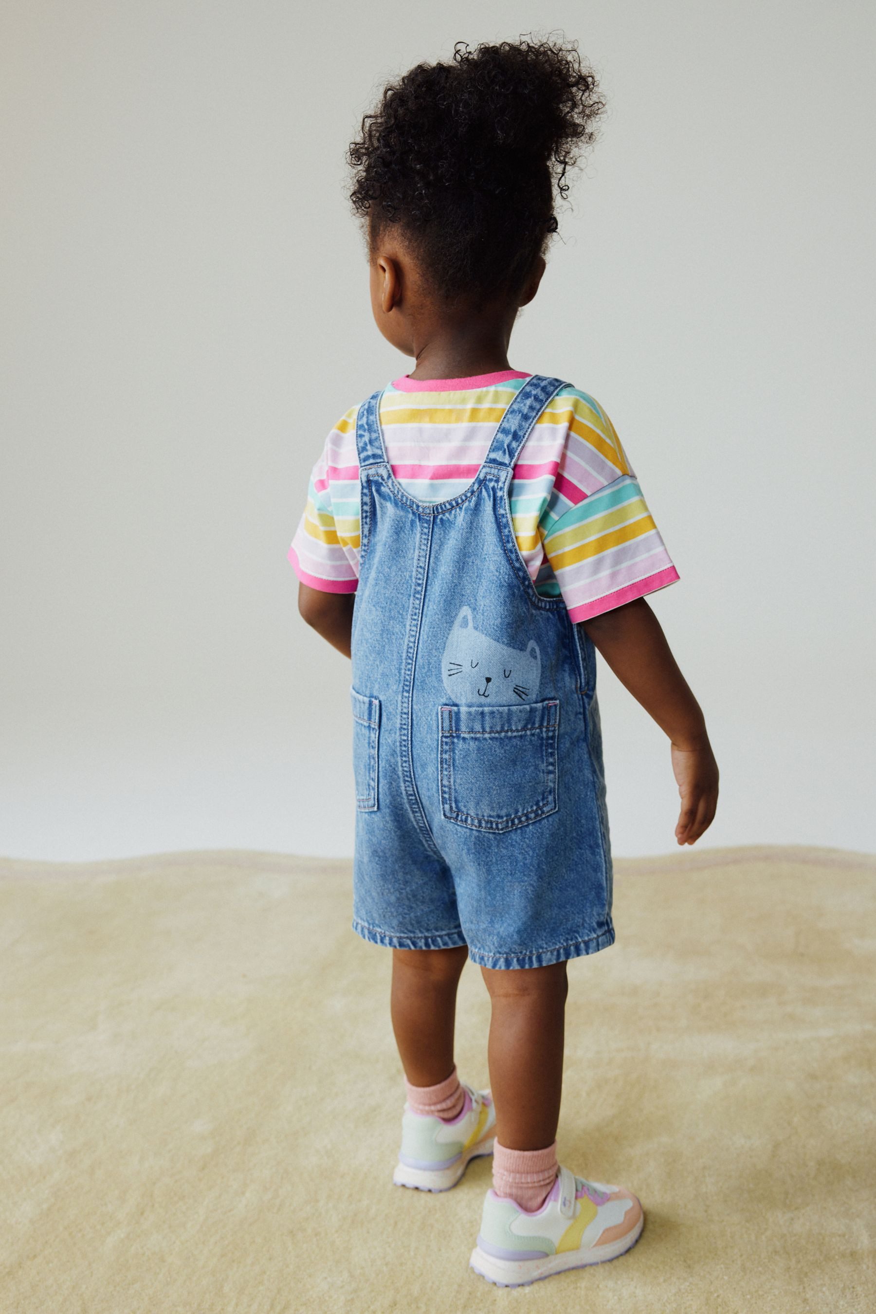 Next Playsuit Denim-Latzhose mit Katzen-Print und T-Shirt (2-tlg)
