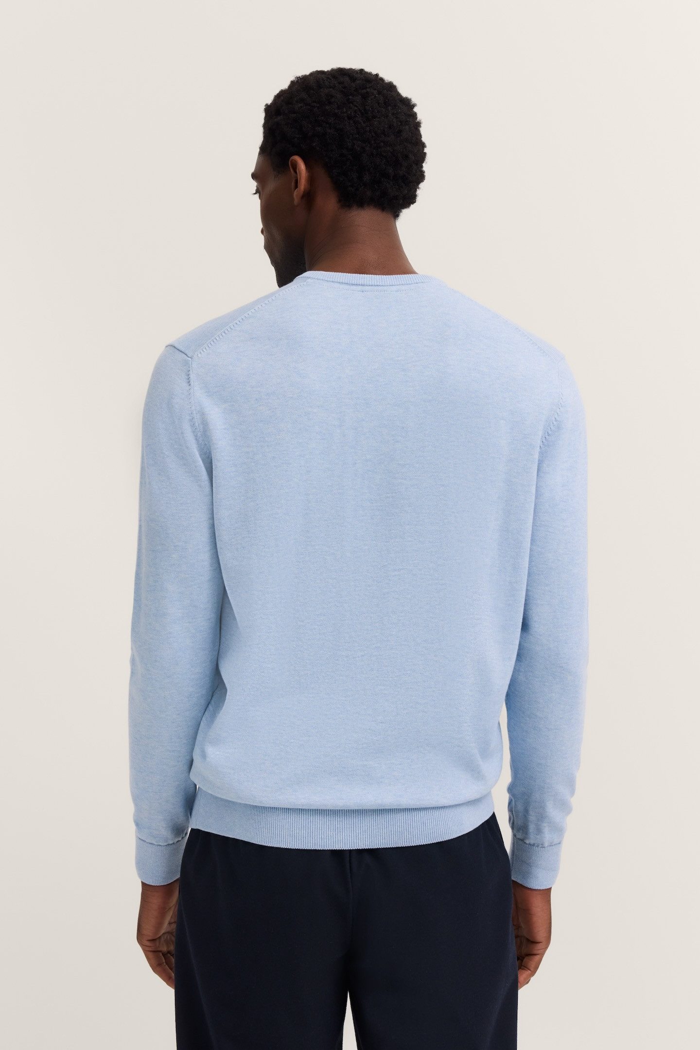 bugatti V-Ausschnitt-Pullover Basic Essential aus reine Baumwolle günstig online kaufen
