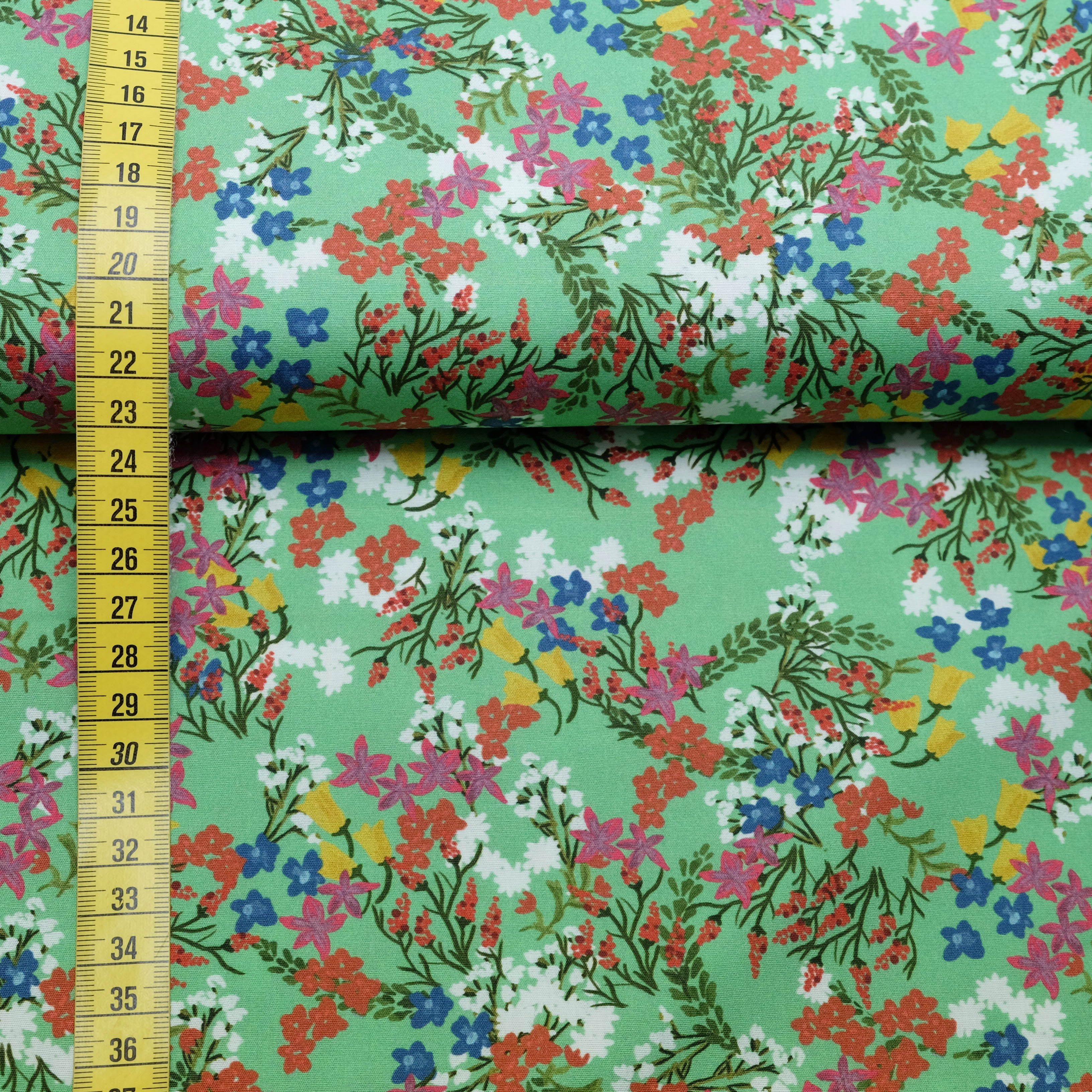 larissastoffe Stoff Baumwollstoff Blumen, elstisch gewebt, grün, Meterware, 50 cm x 150 cm, 140 cm