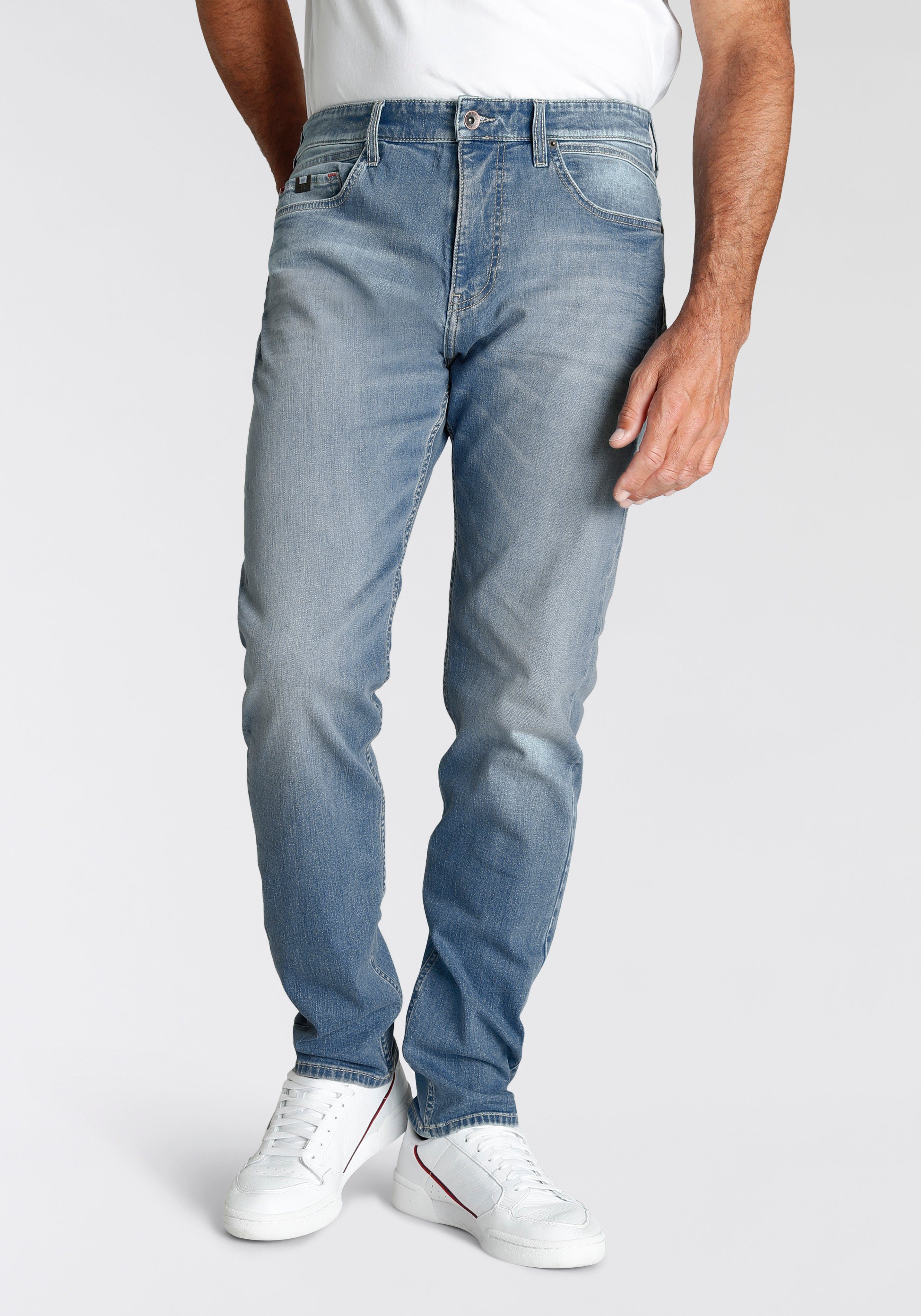 H.I.S Tapered-fit-Jeans CIAN Ökologische, wassersparende Produktion durch Ozon Wash blue-washed