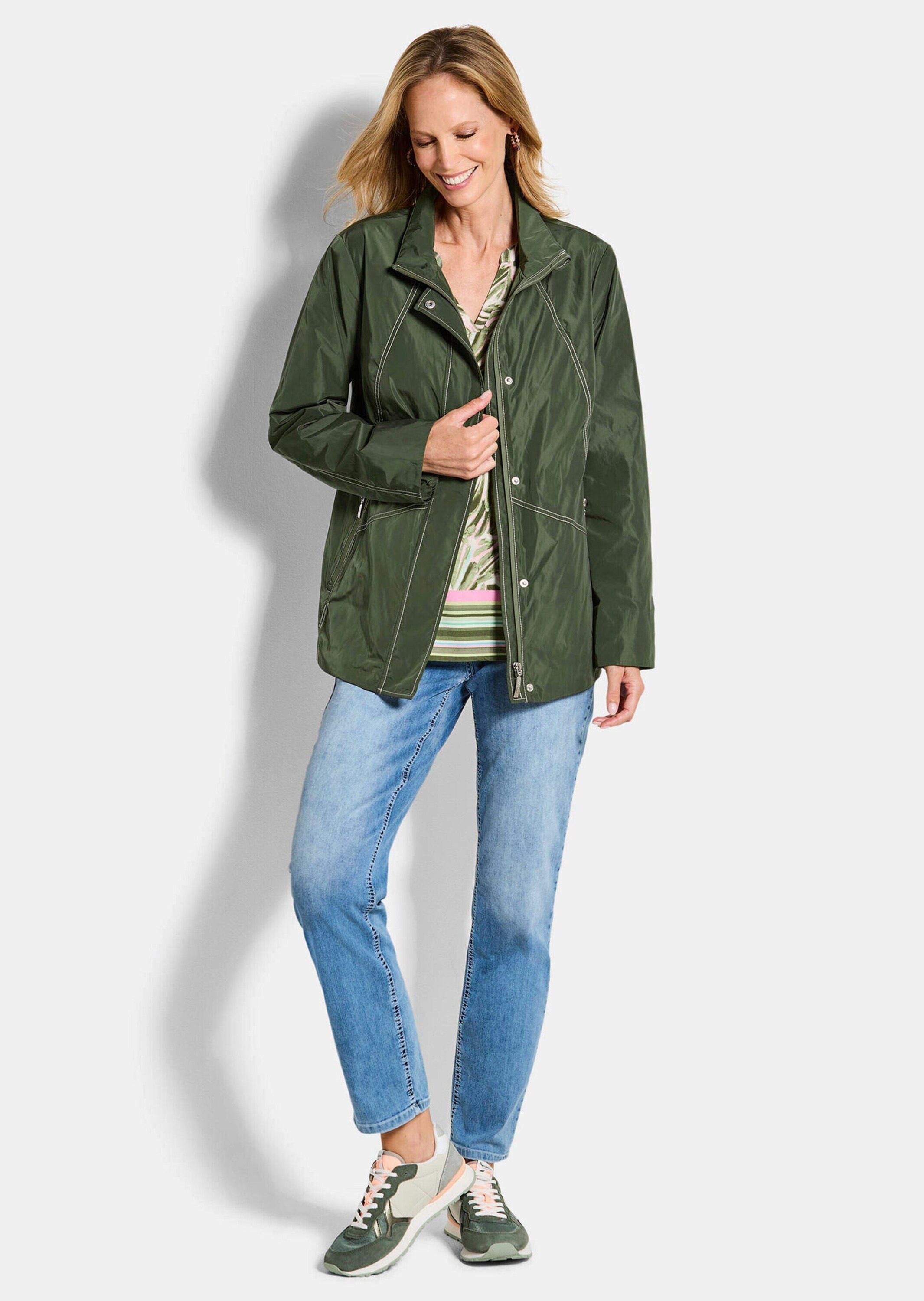 GOLDNER Outdoorjacke Outdoor-Jacke mit Kontrastnähten Regenjacke mit Stehkragen, Reißverschluss, Knopfleiste und Langarm