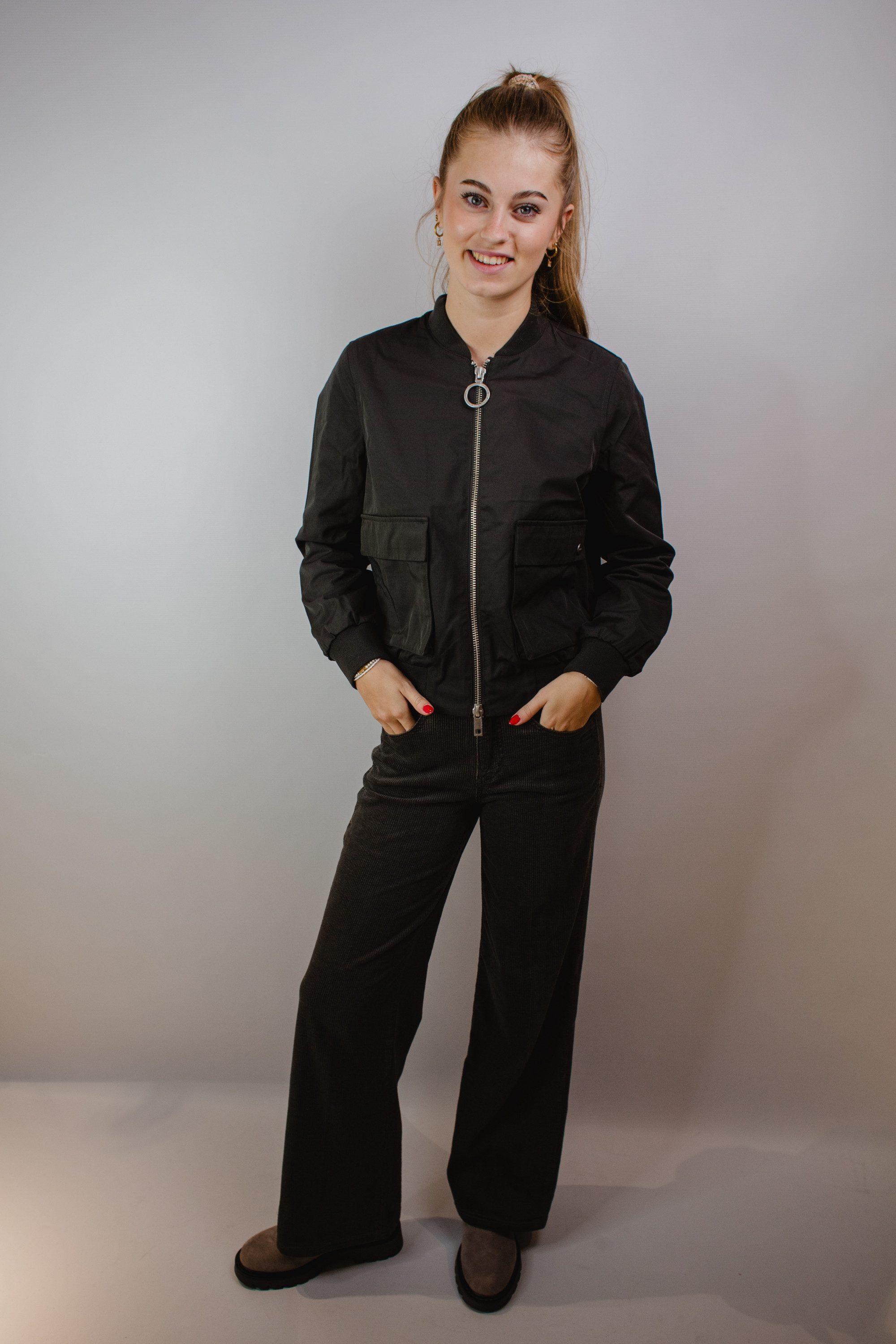 Zhrill Anorak Leichtjacke ZHRILL schwarz