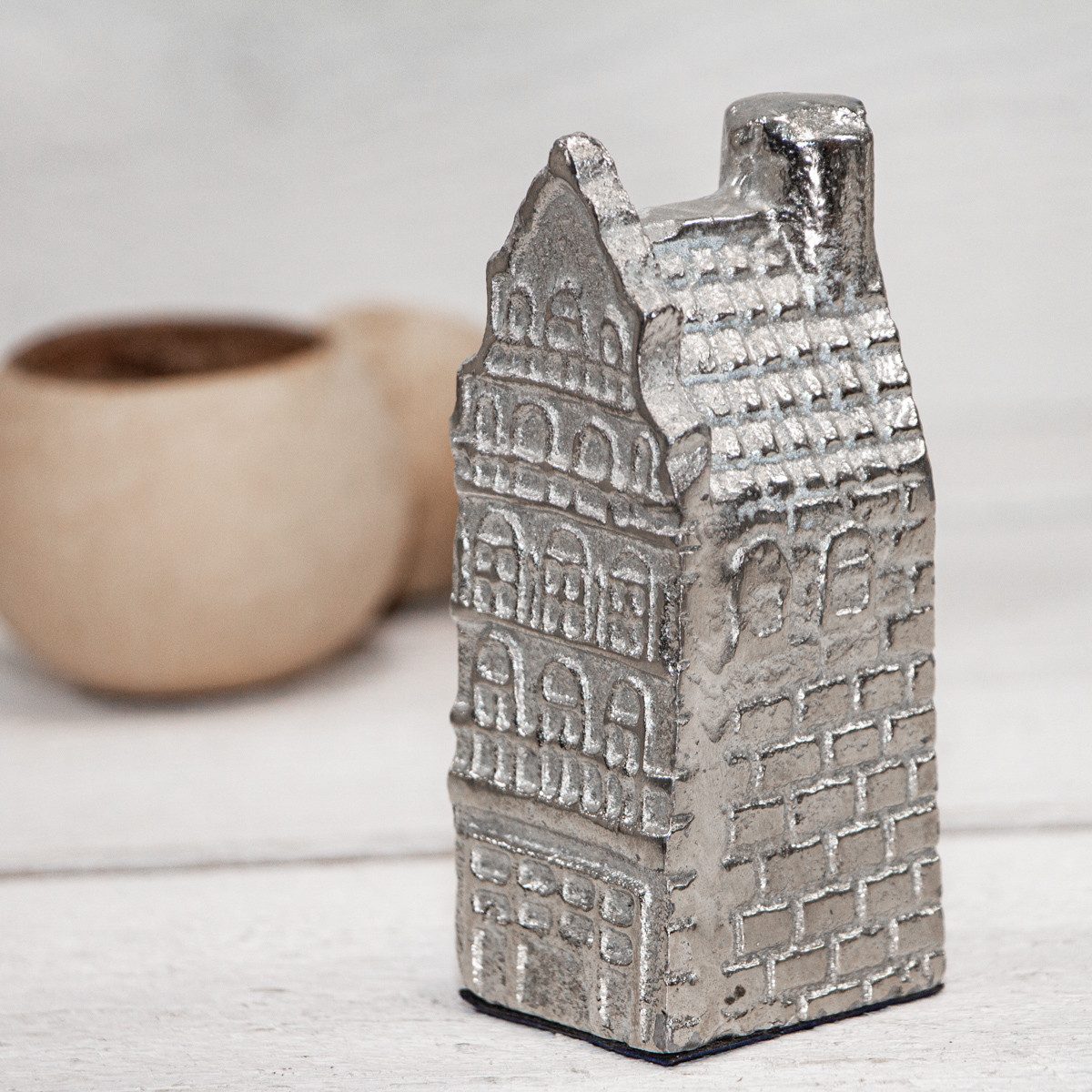 Antikas Wanddekoobjekt Dekohaus, Aluminium, silber, klein, handgefertigt günstig online kaufen