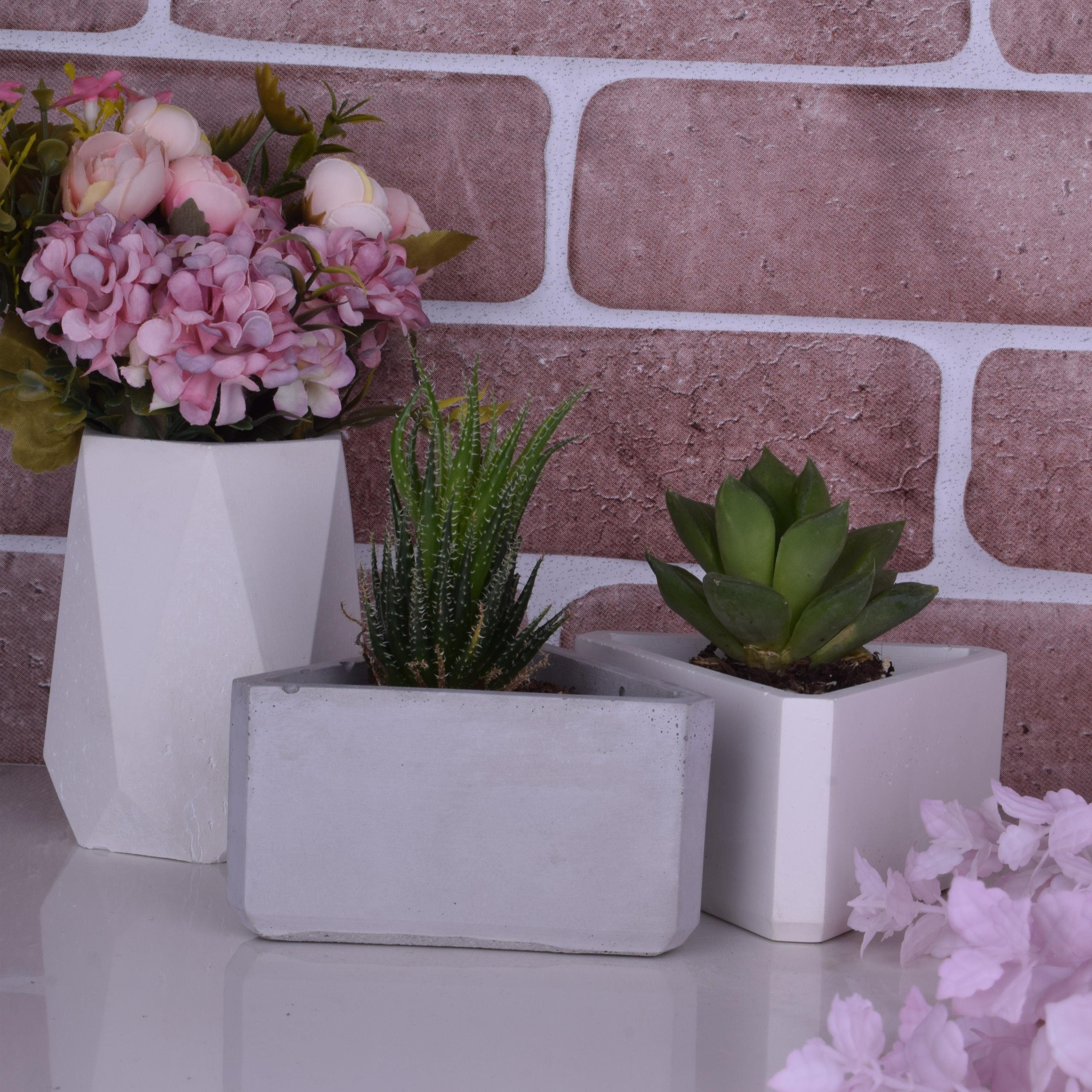 Blumentopf Dekoschale "Stacy" Design TIVENDIS grau aus Beton dreieckig