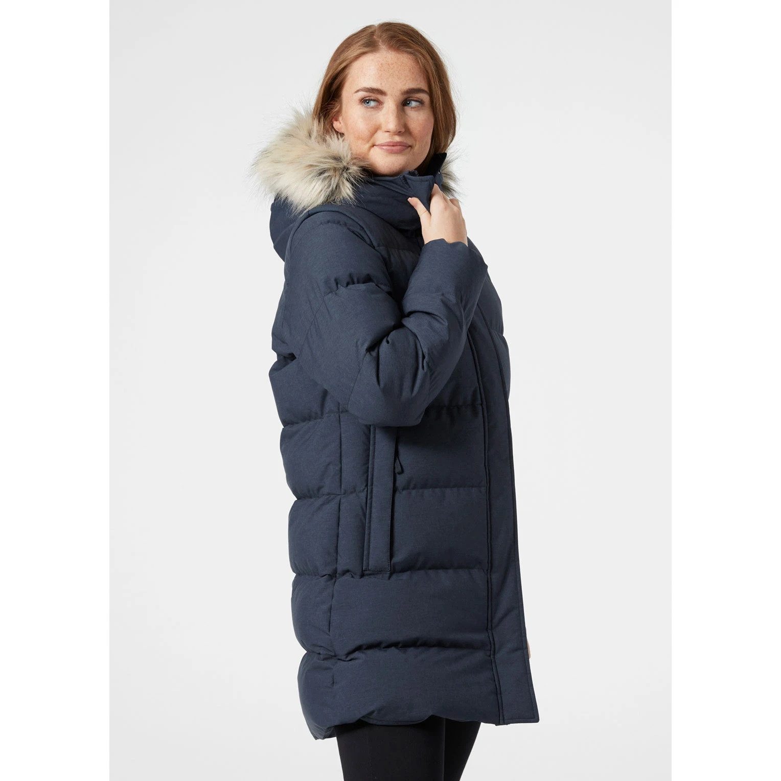 Helly Hansen Steppmantel Blossom Puffy Winter Parka (warm, wasserabweisend) navyblau Damen