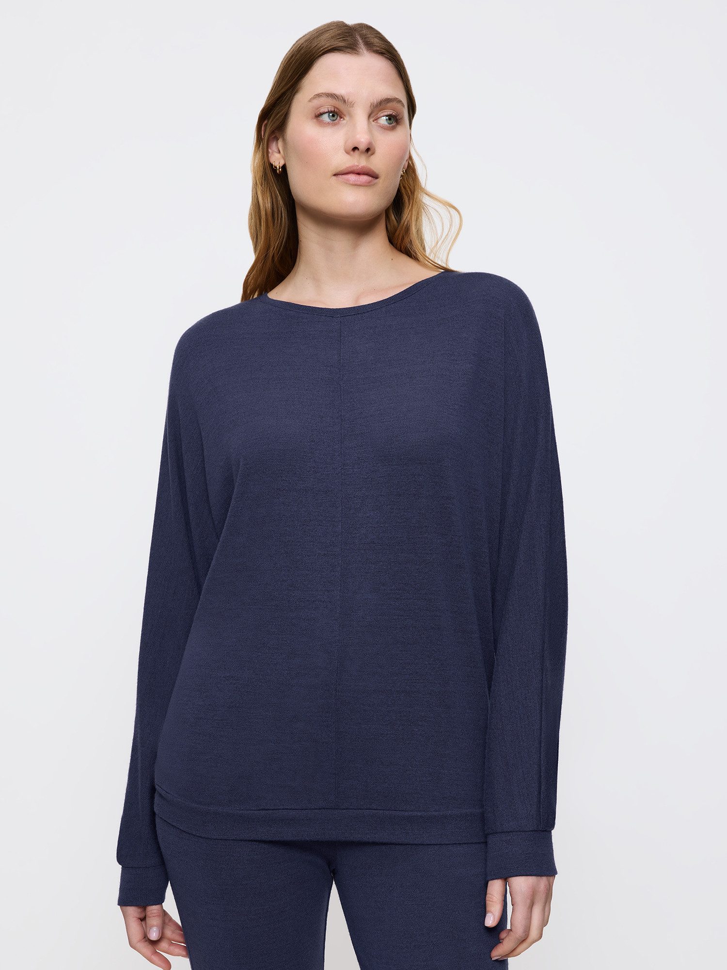 Triumph Sweatshirt Cozy Comfort Top mit Fledermausärmeln und Rundhalsausschnitt