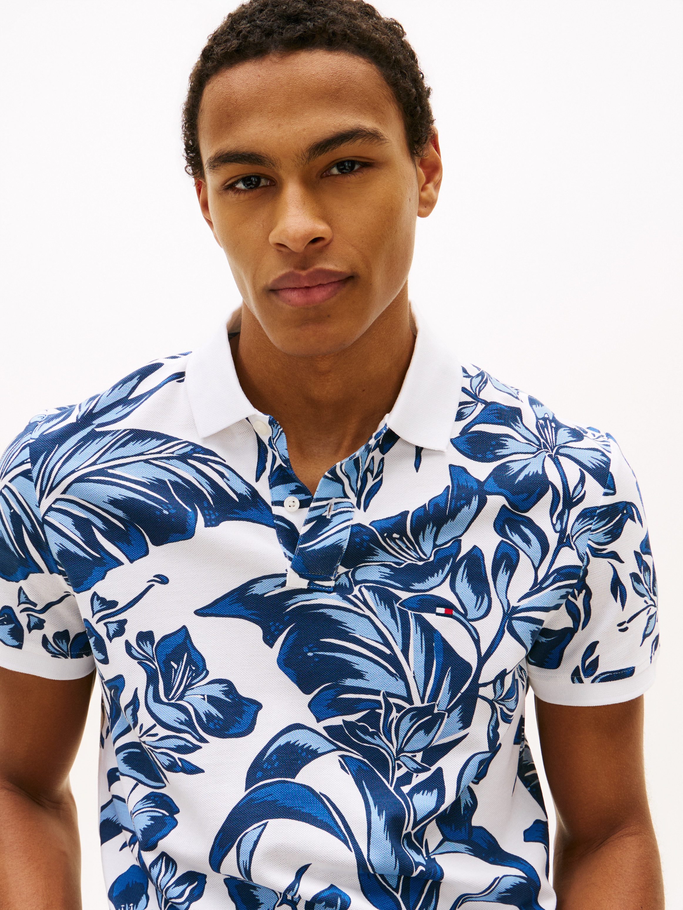 Tommy Hilfiger Poloshirt FLORAL AOP REGULAR mit Blumenprint, regular fit