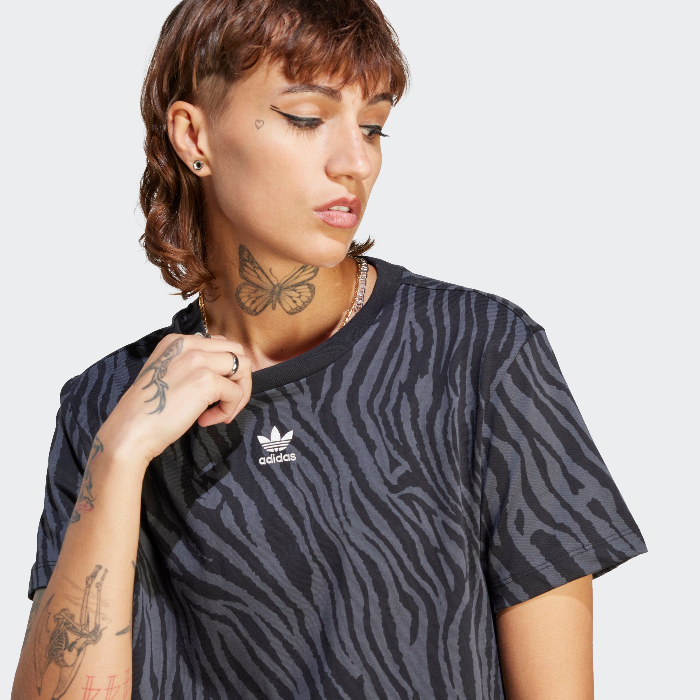 adidas Originals ALLOVER ESSENTIALS PRINT ANIMAL T-Shirt ZEBRA