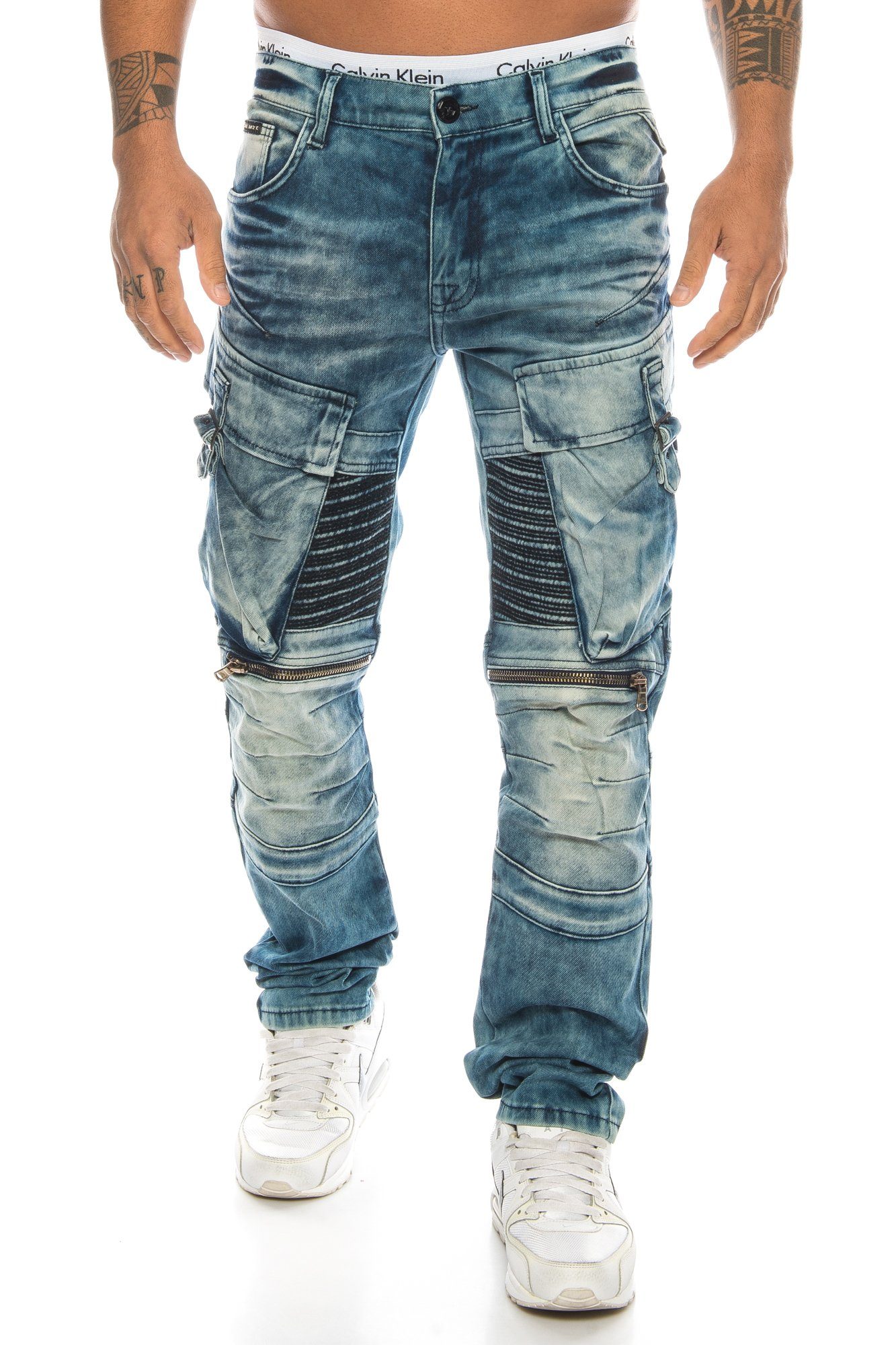 Cipo & Baxx Regular-fit-Jeans Details Herren Cargo mit aufwendigen vielen mit Jeans Details Design Aufwendiges Hose Nahtverzierungen Style und im
