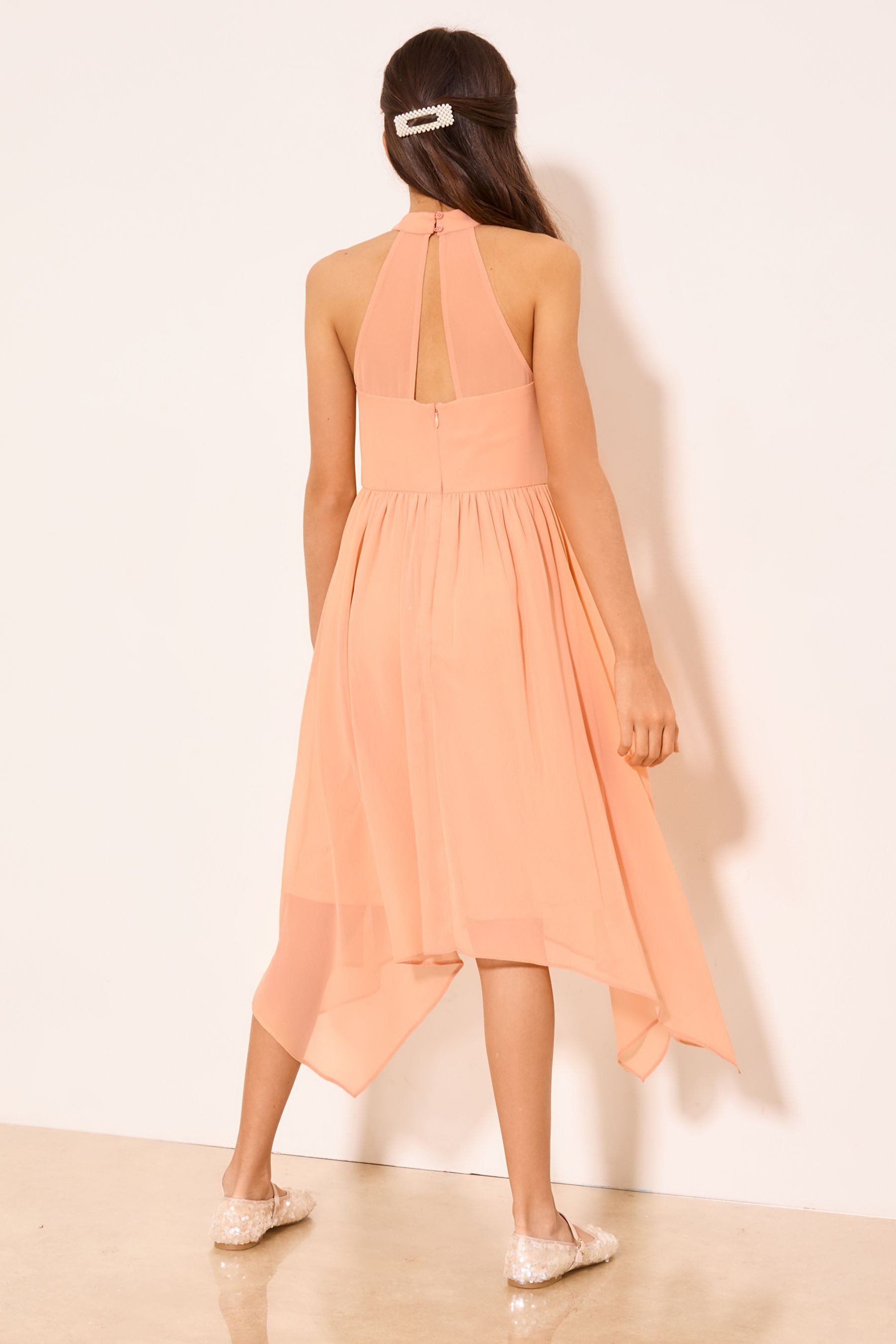 LIPSY Partykleid Lipsy festliches Neckholder-Kleid mit Zipfelsaum (1-tlg)