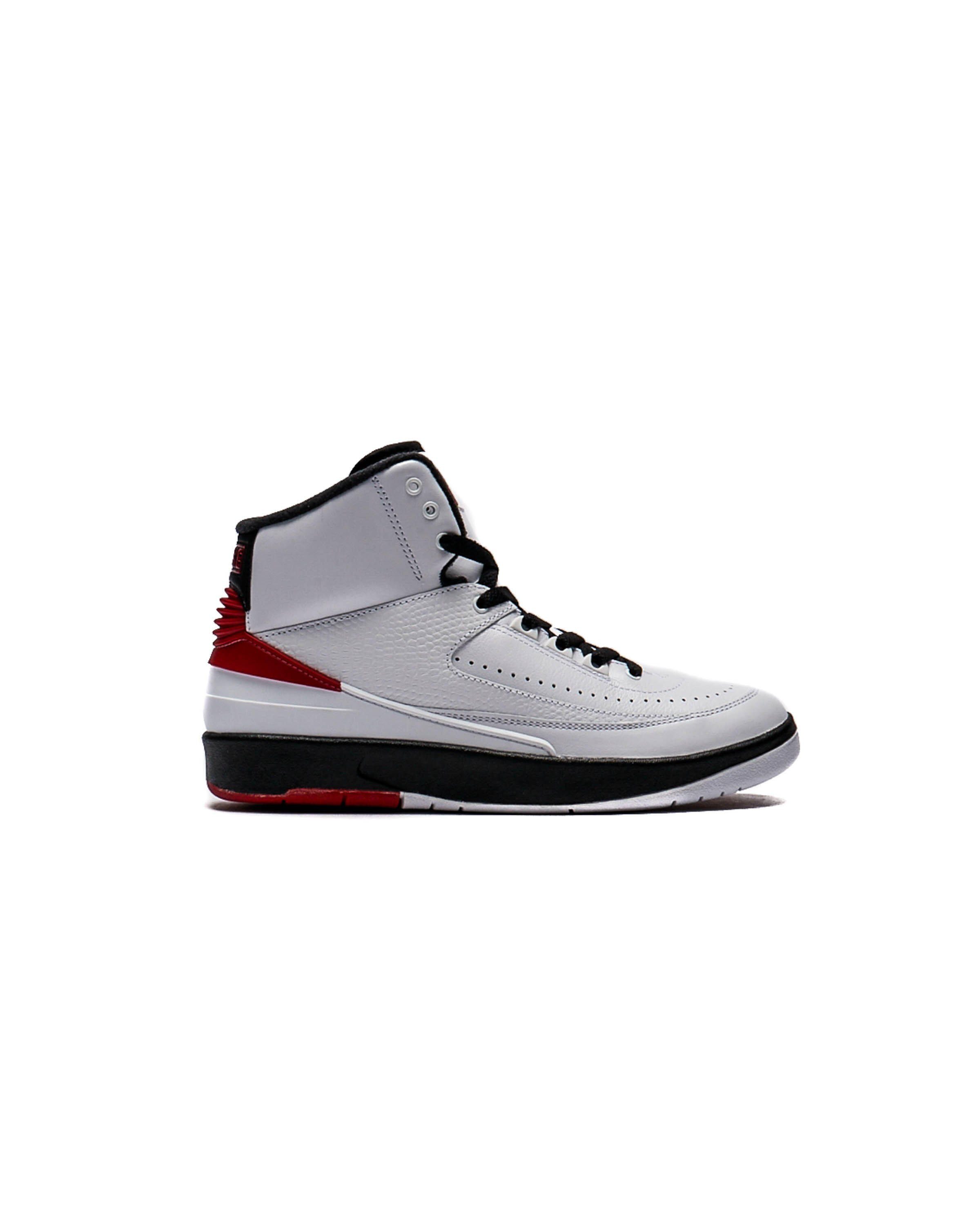 Sneaker Nike Air Jordan 2 Retro OG Chicago White Black Varsity Red Sneaker limitierte Auflage