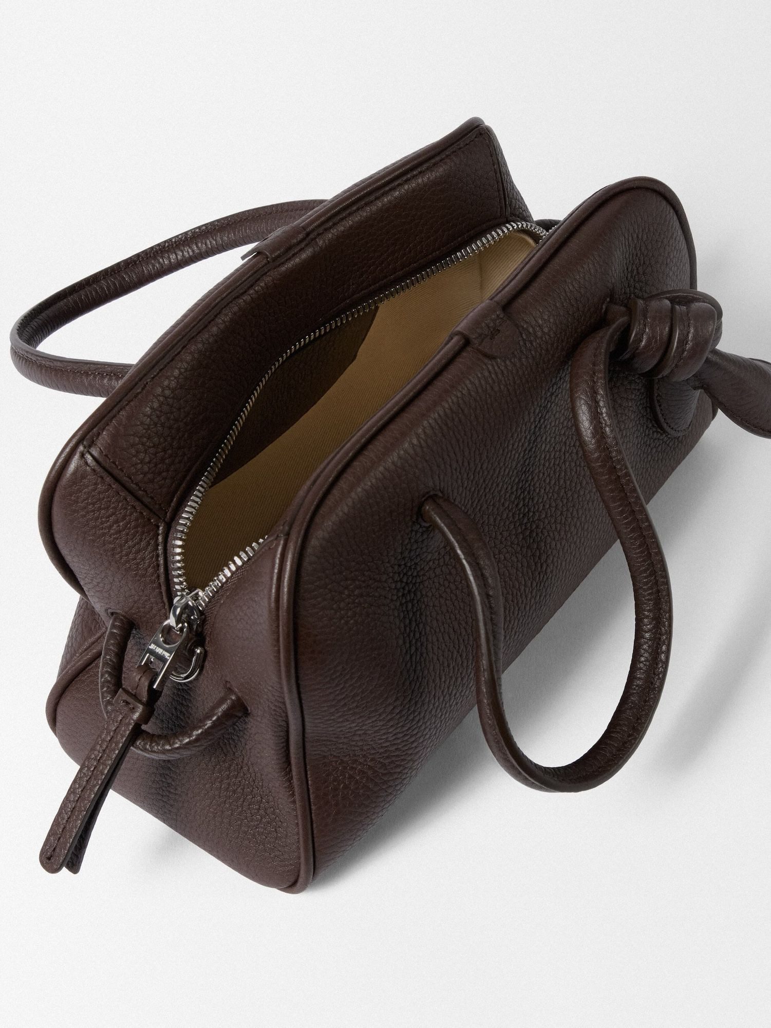 JACQUEMUS Handtasche Le Petit Turismo – Bild 4 von 4